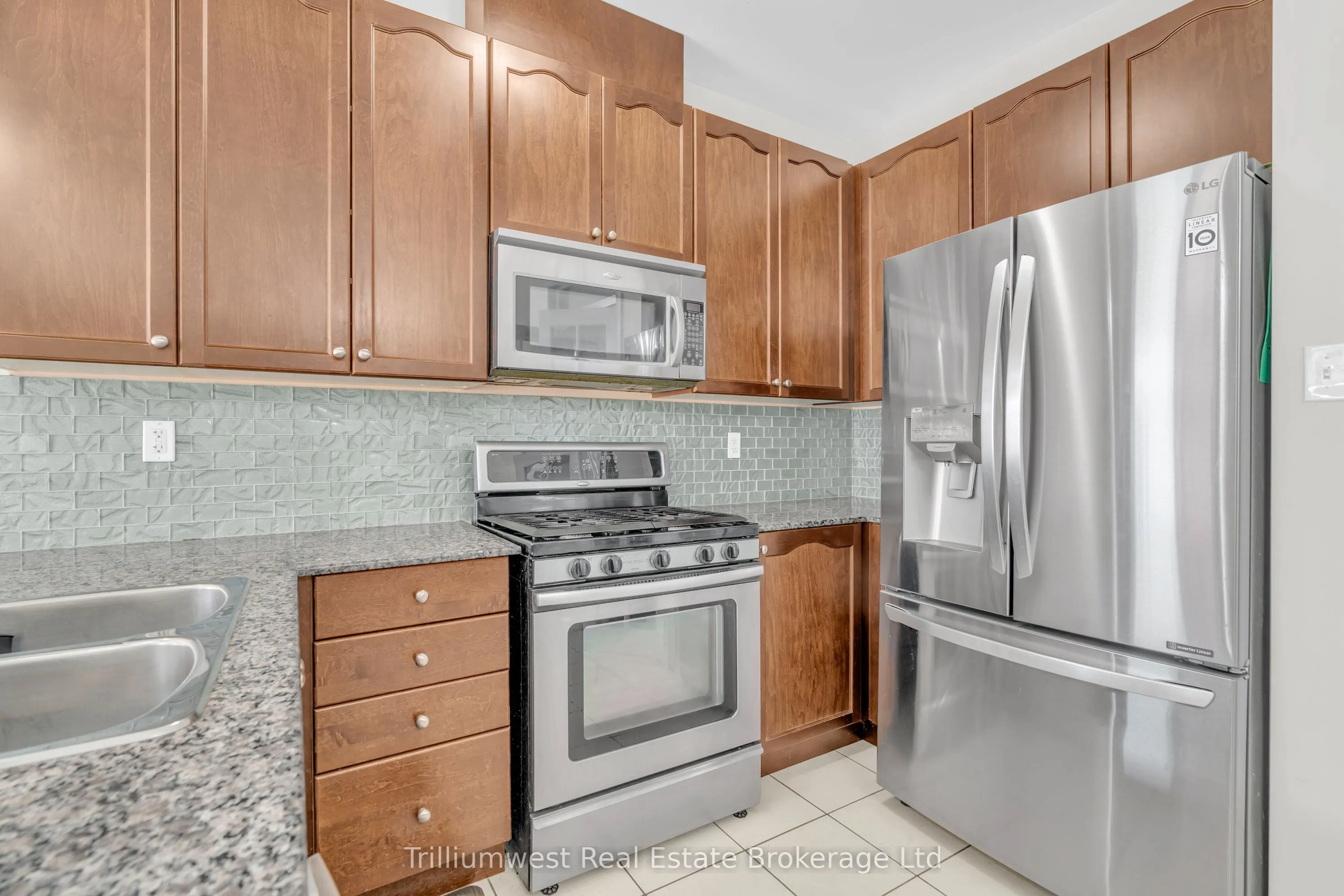 4635 Centretown Way
