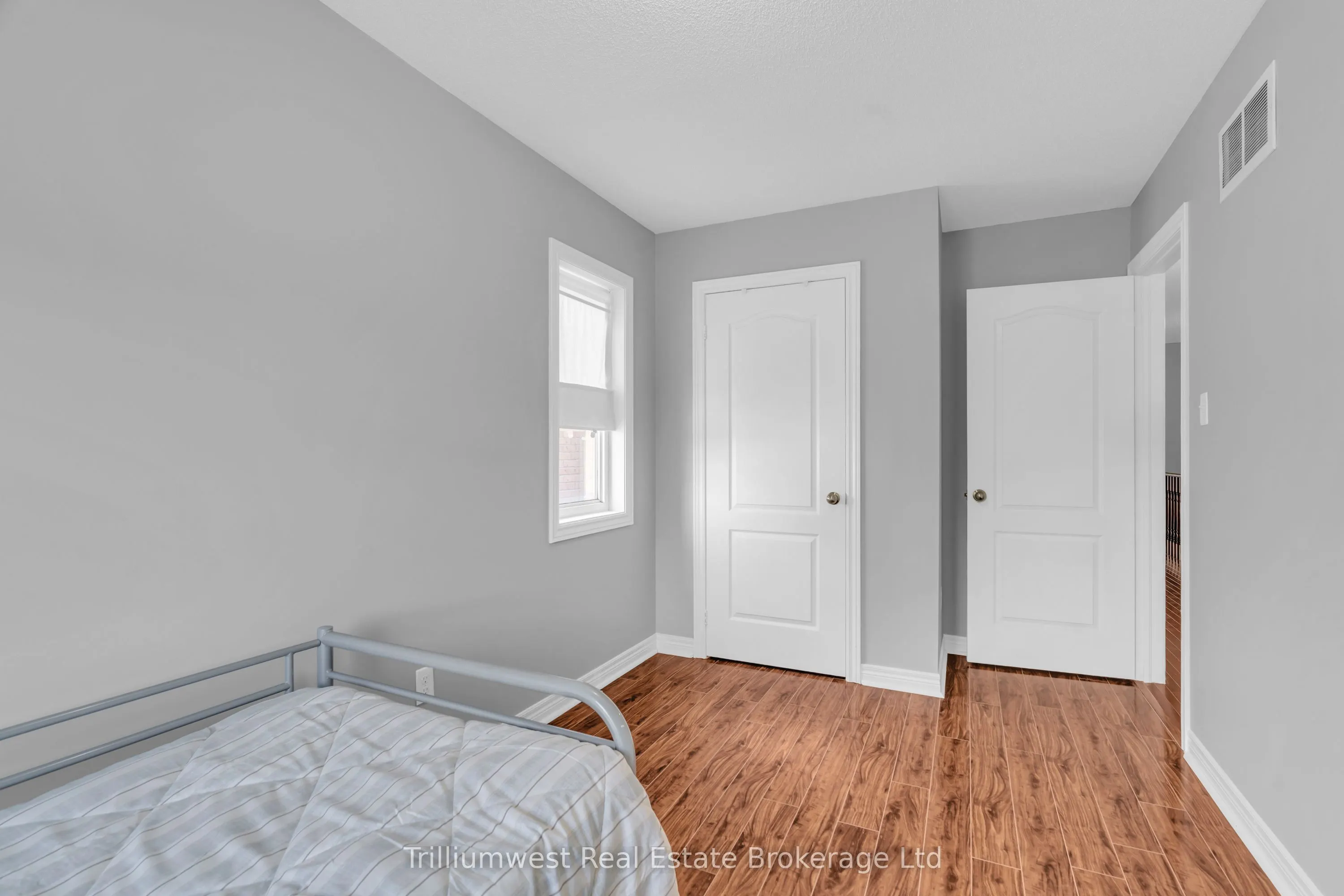 4635 Centretown Way