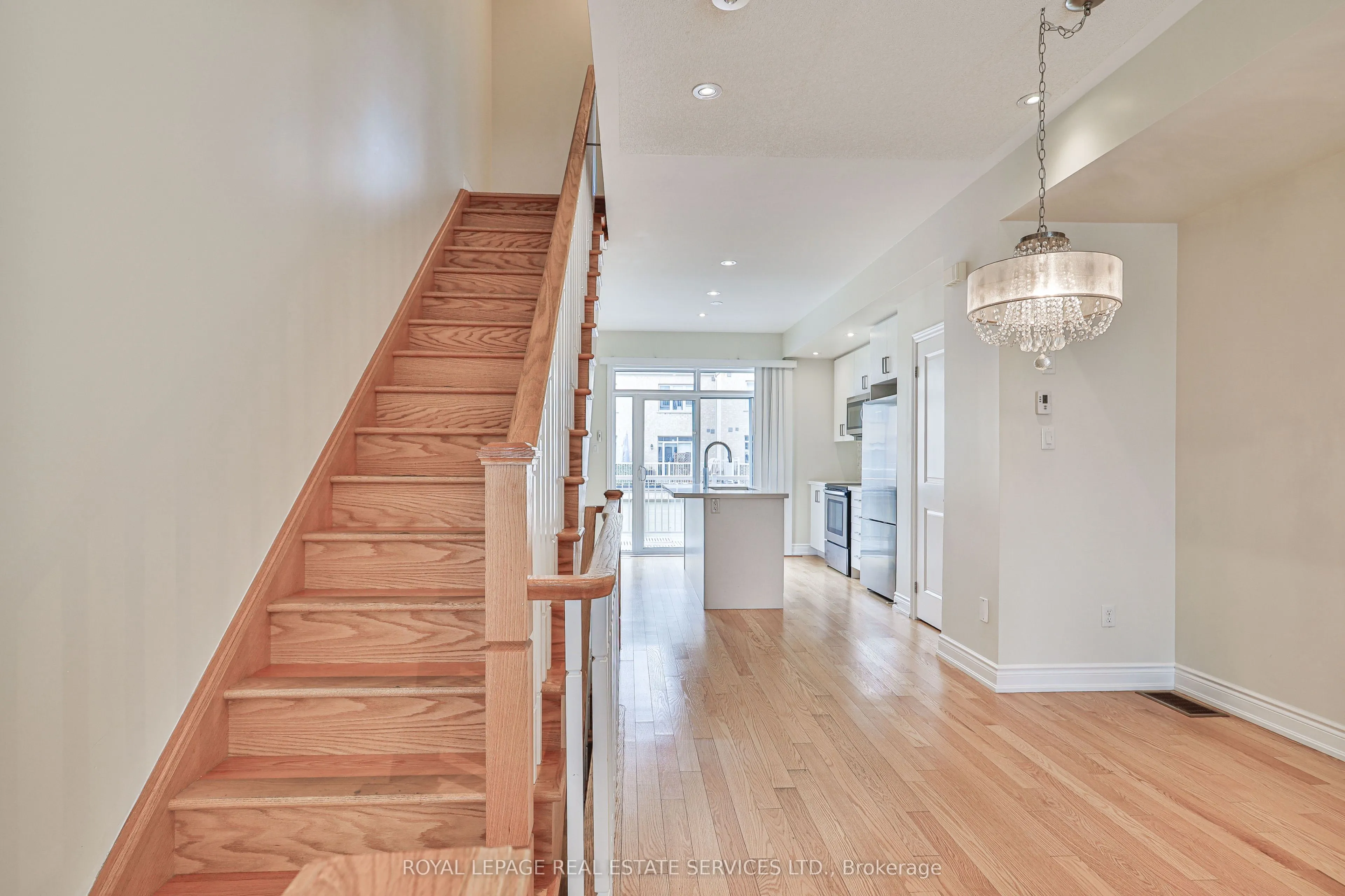 1024B Islington Avenue W, #B