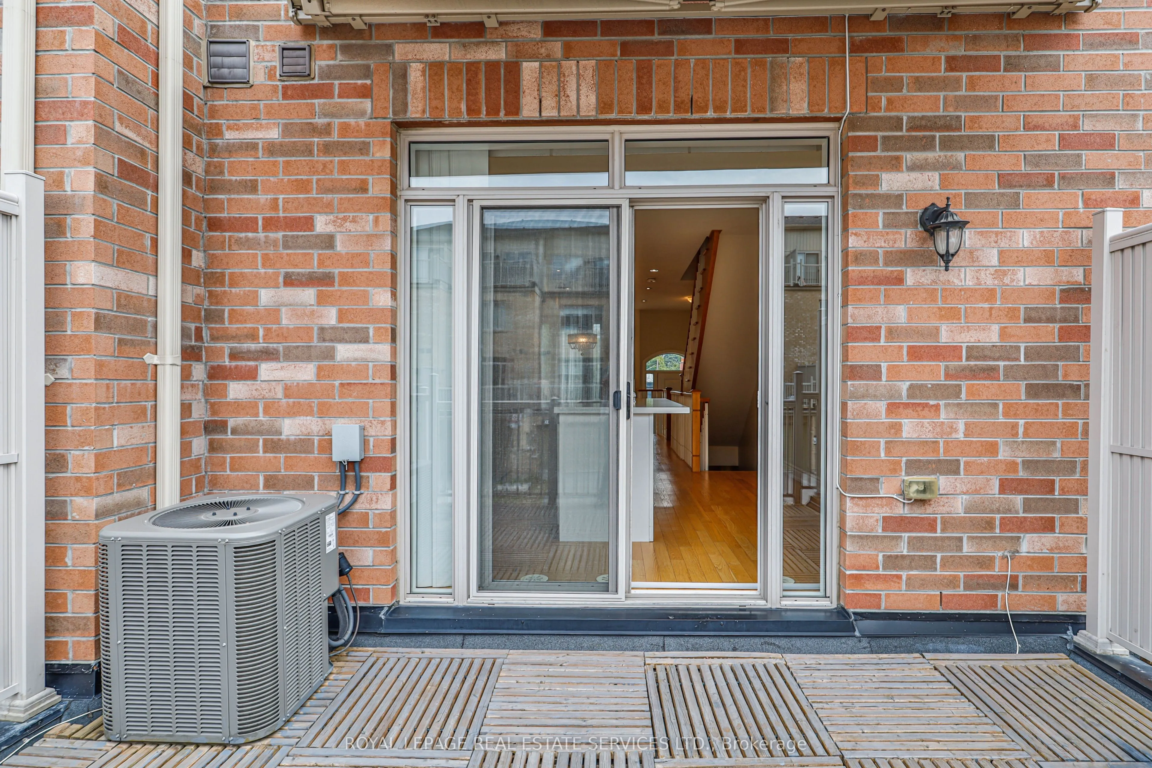 1024B Islington Avenue W, #B