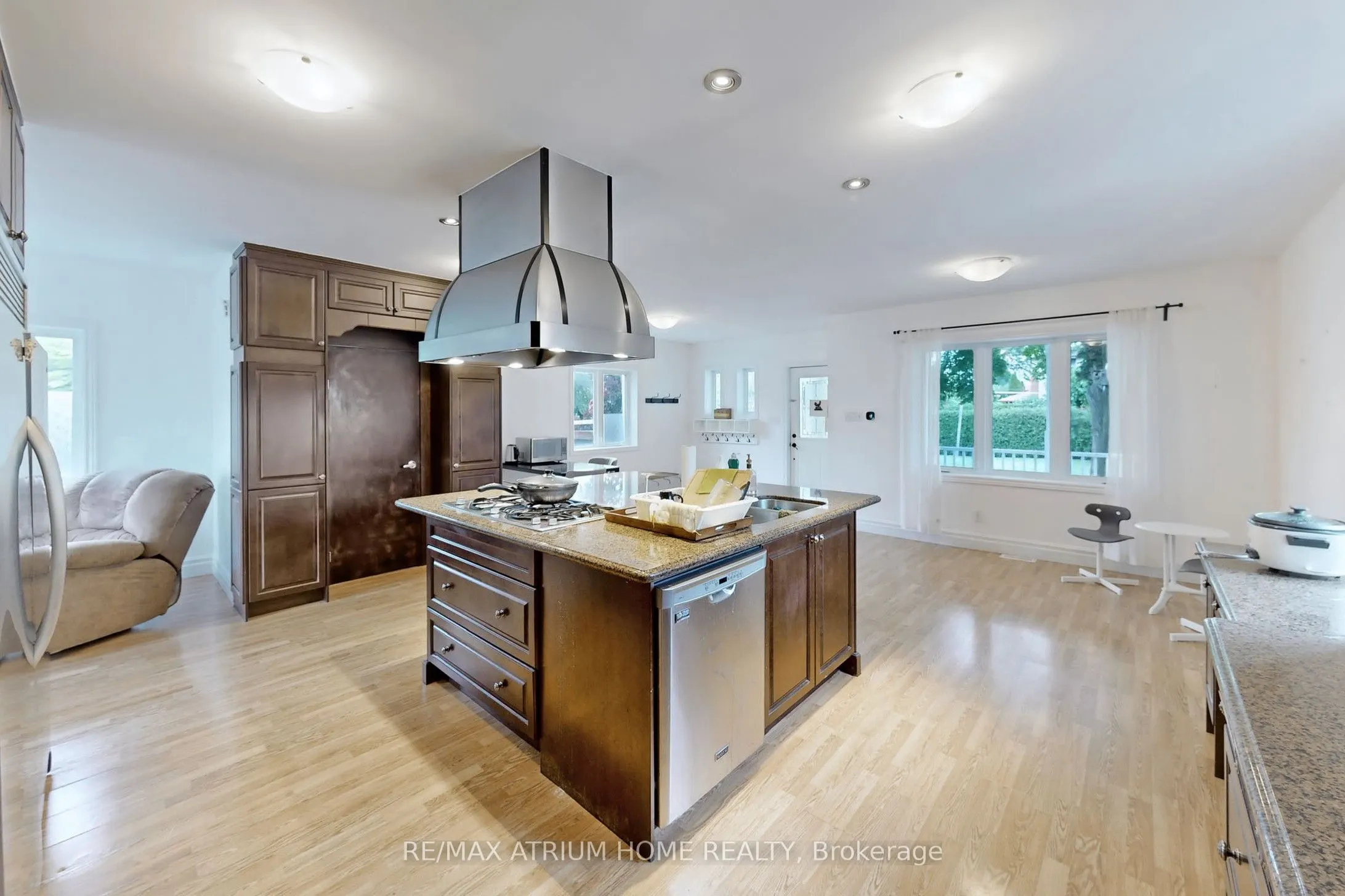 1242 Alexandra Avenue