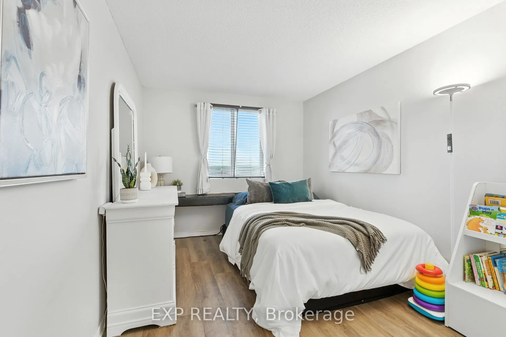 6720 GLEN ERIN Drive, #514
