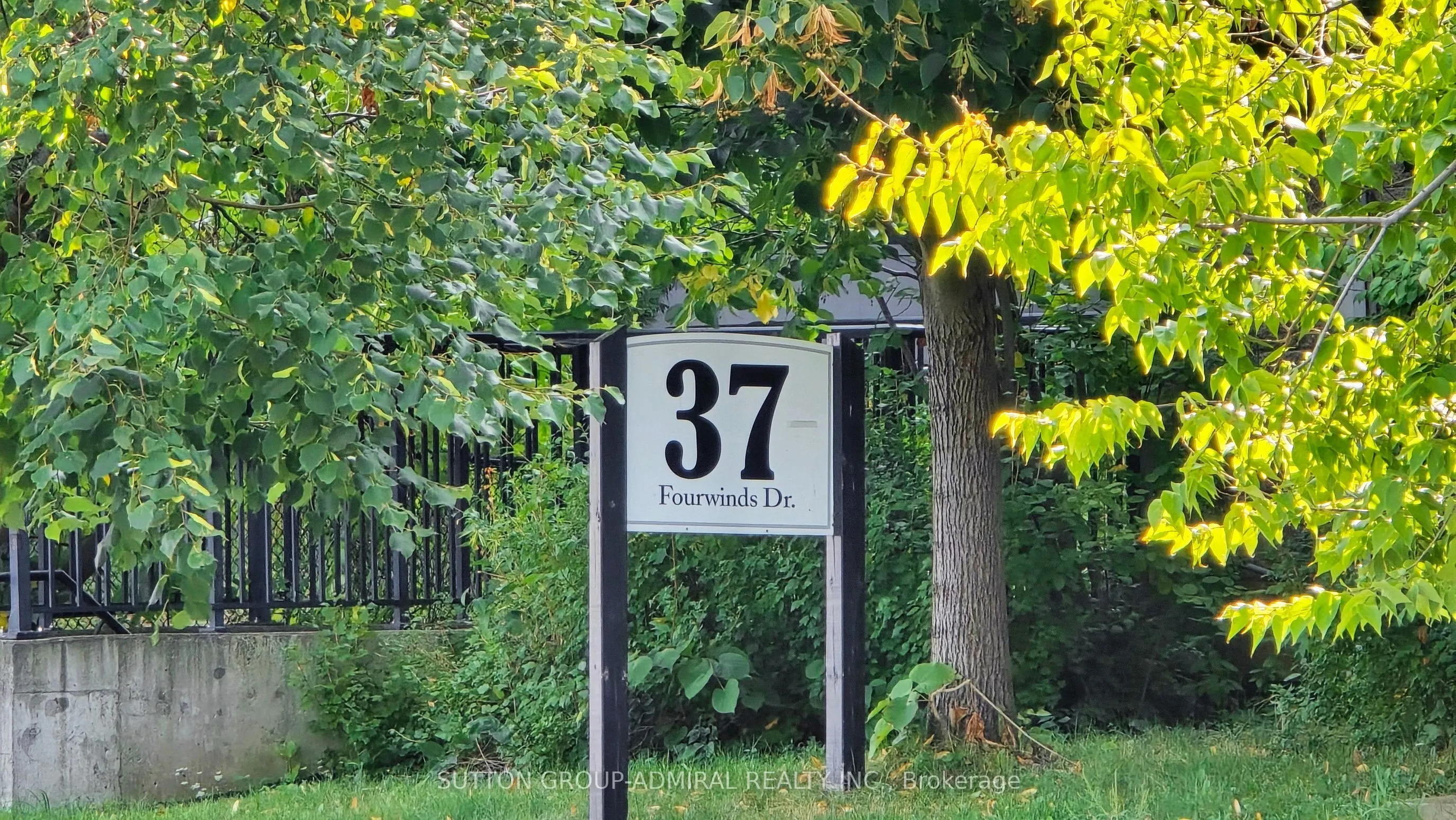 37 Four Winds Drive, #91