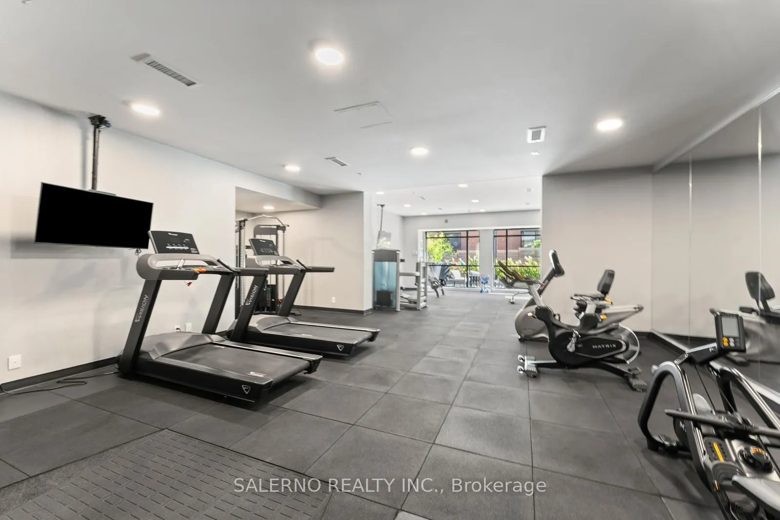50 Ann Street, #311
