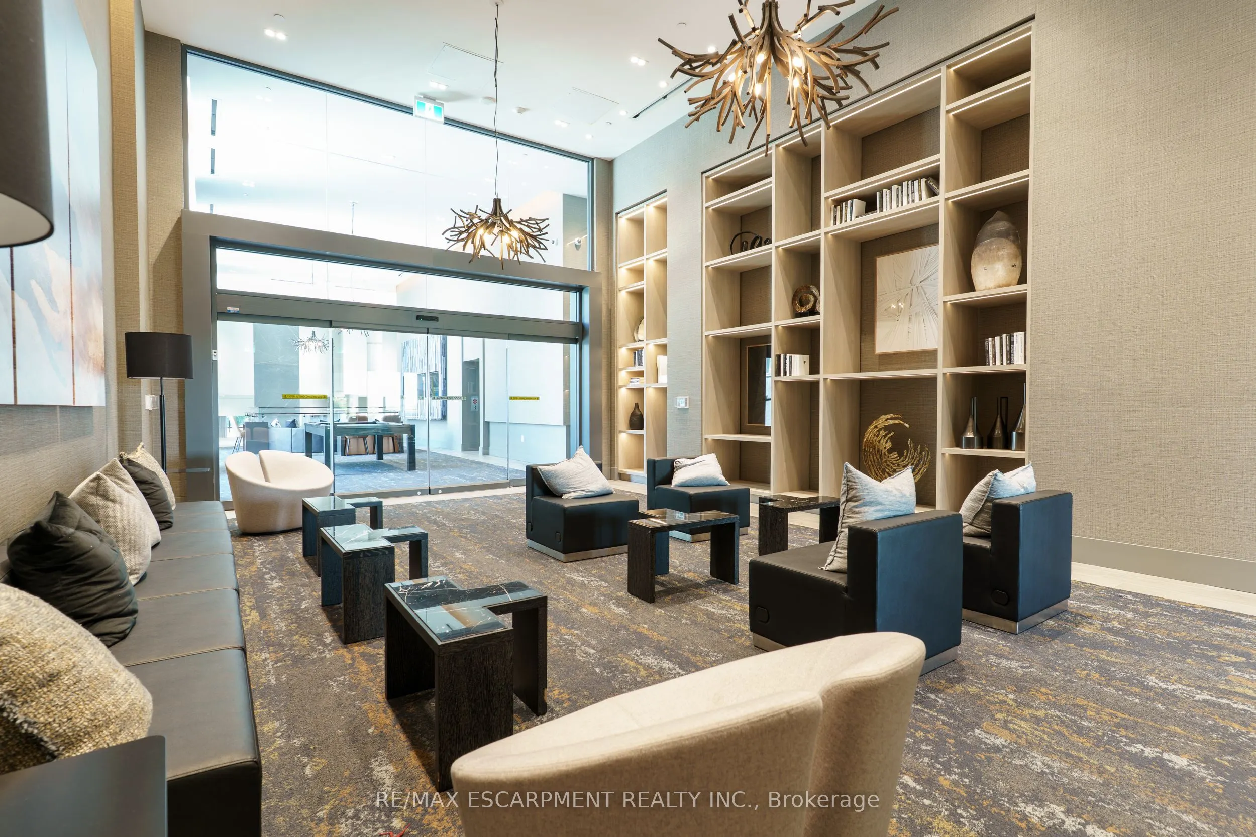 2450 Old Bronte Road, #614