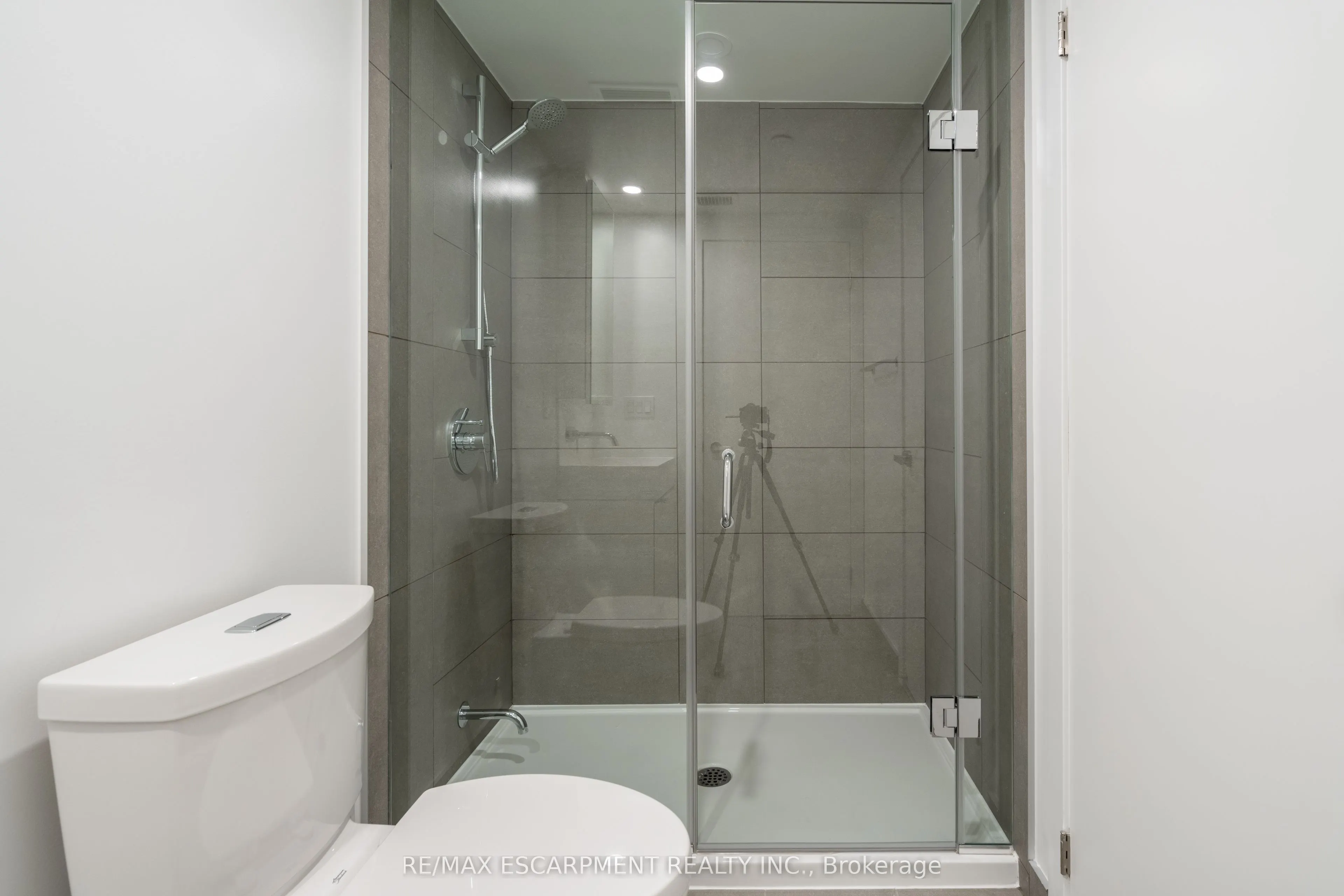 370 Martha Street, #309