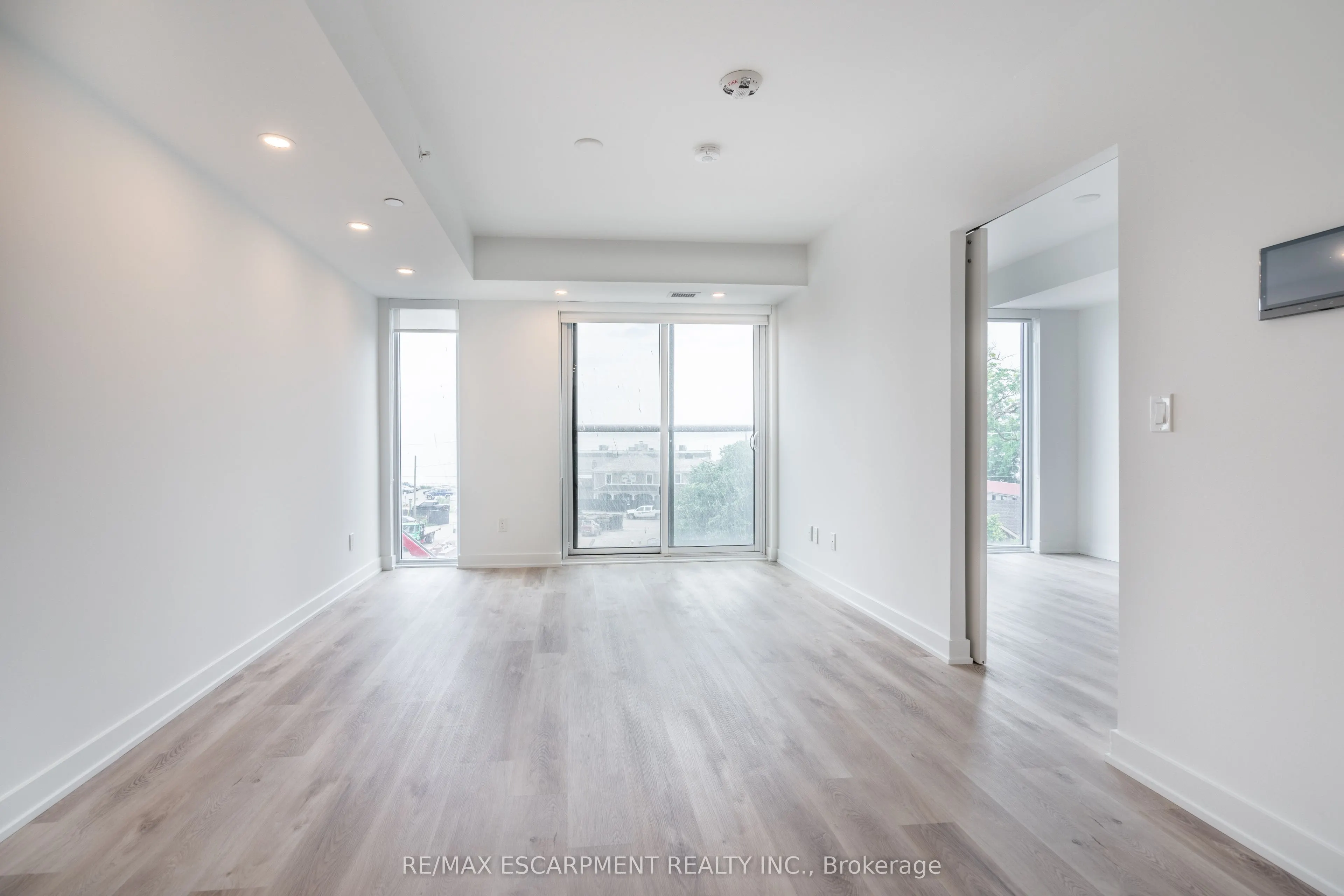 370 Martha Street, #309