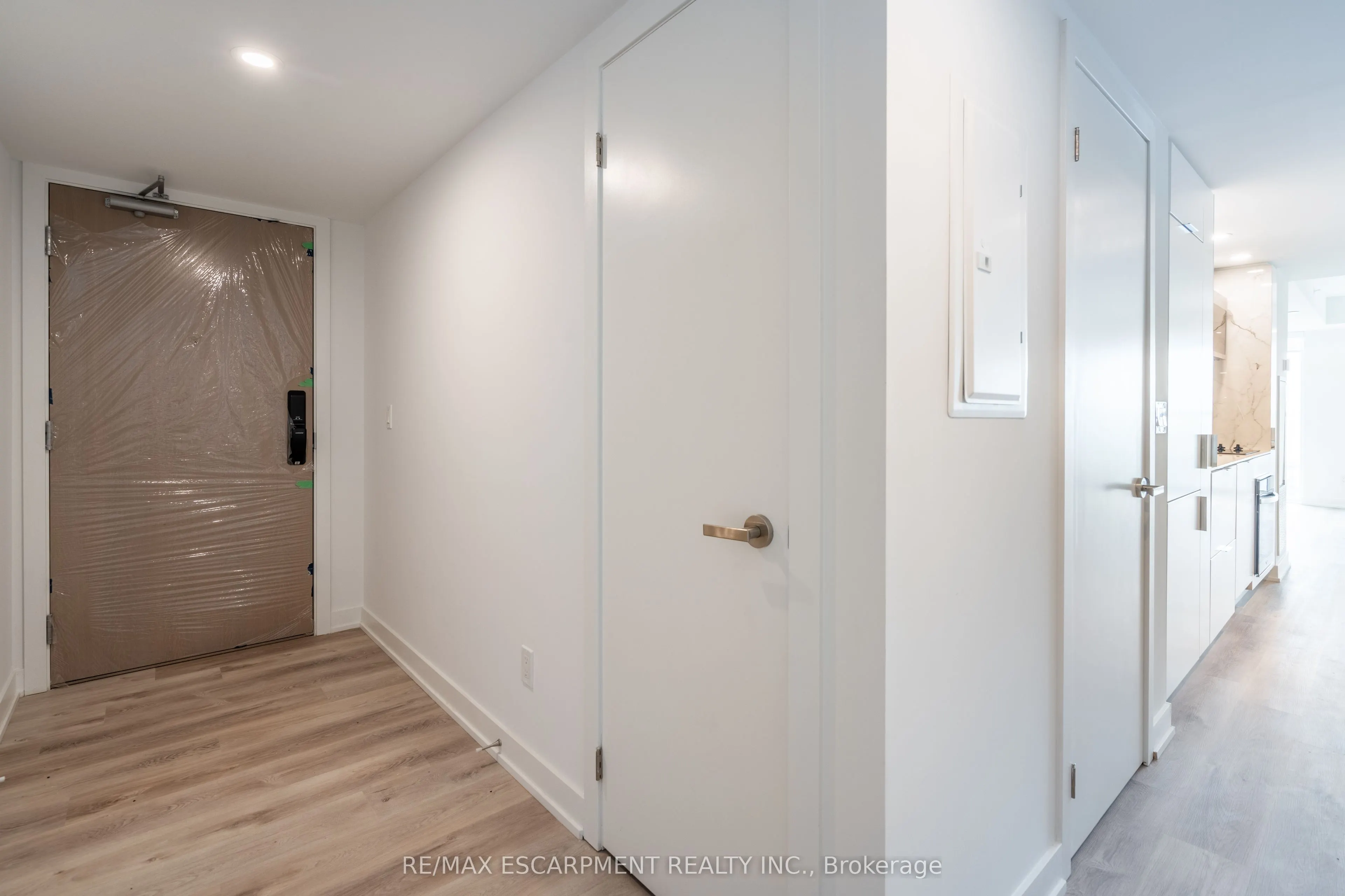 370 Martha Street, #309
