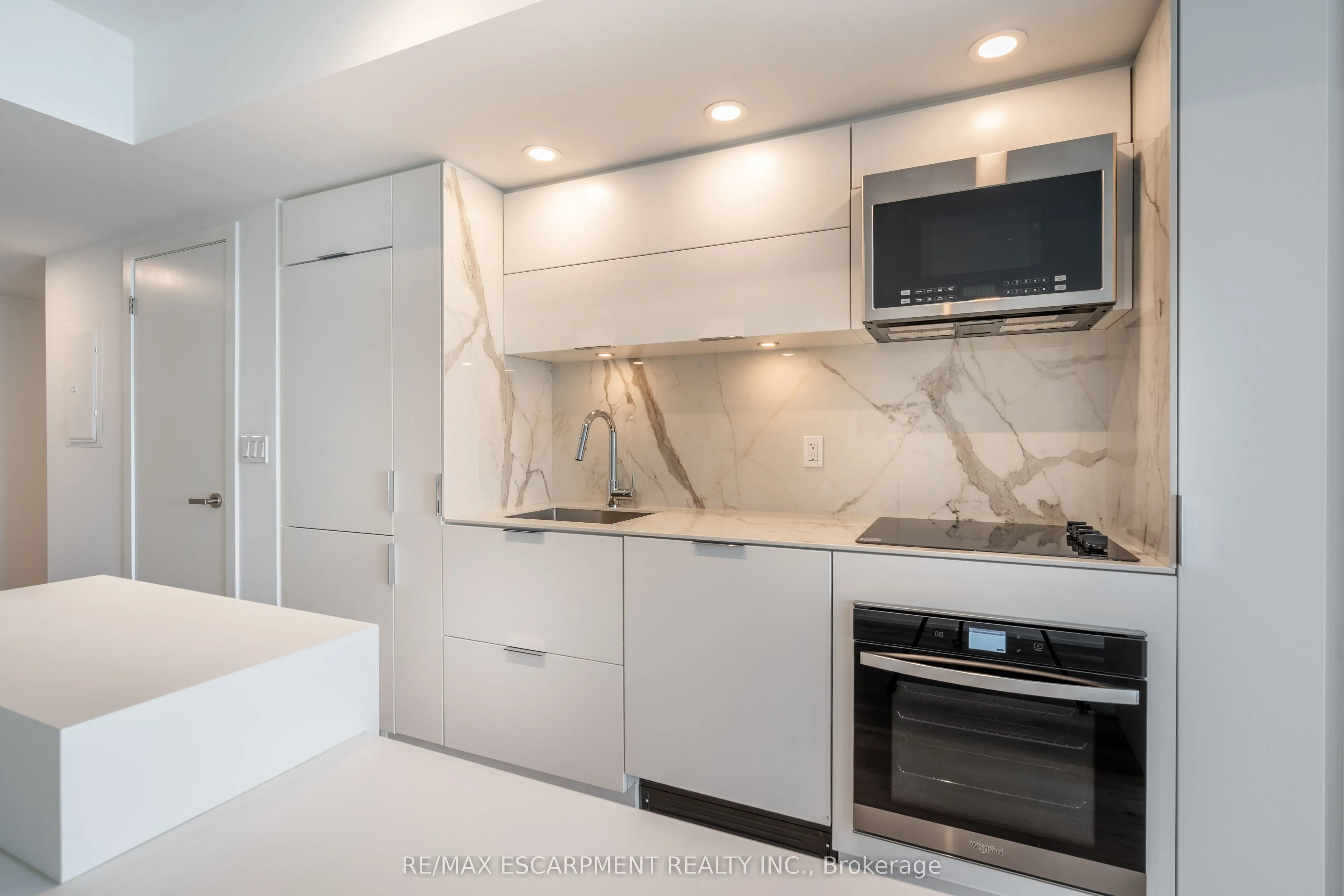 370 Martha Street, #309