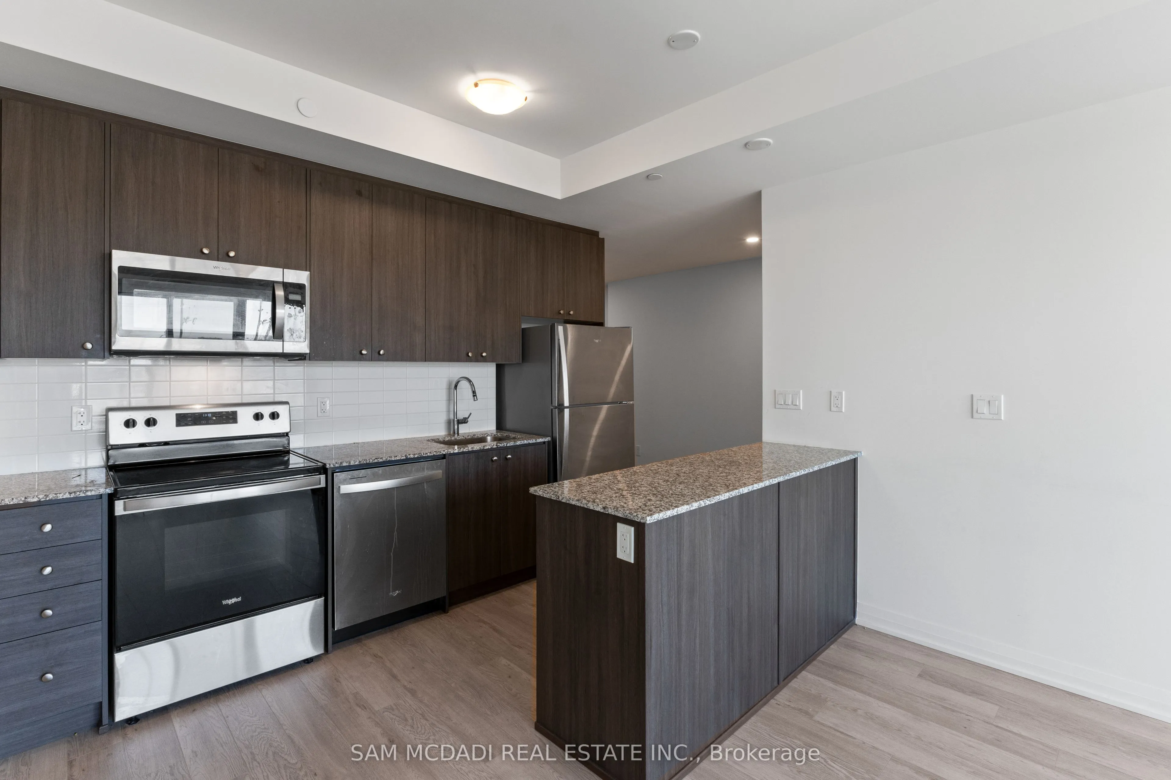 3006 William Cutmore Boulevard, #207