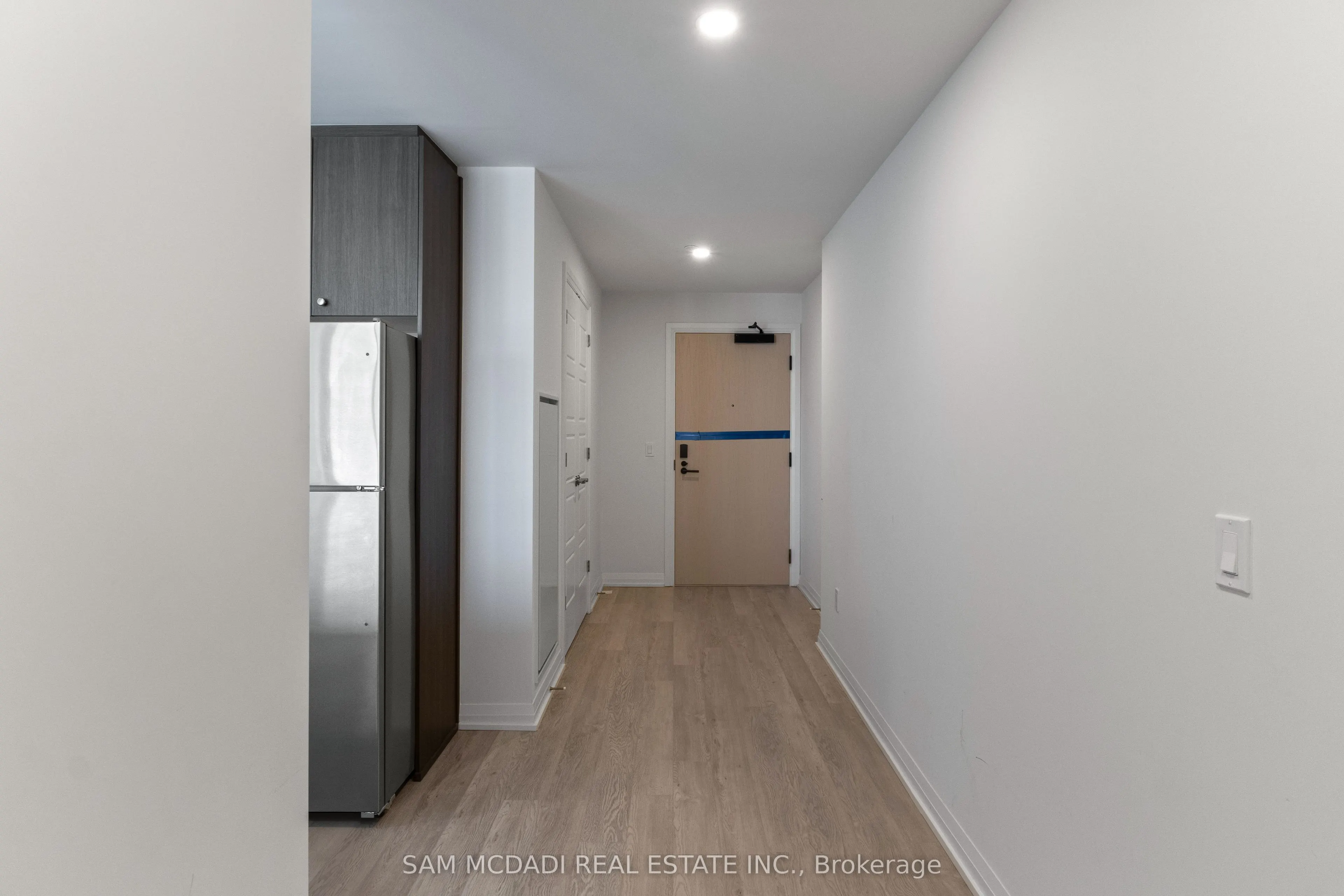 3006 William Cutmore Boulevard, #207