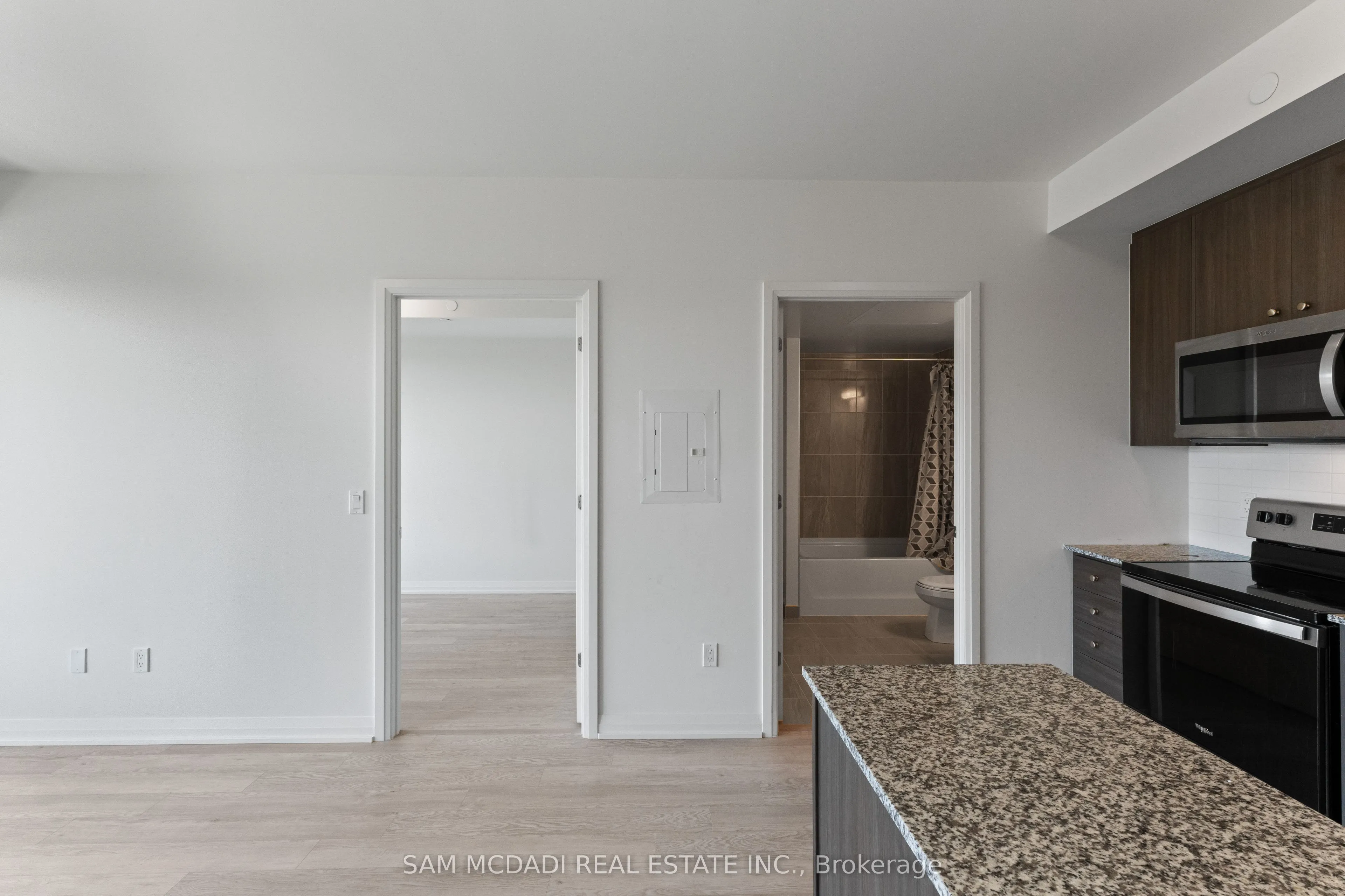 3006 William Cutmore Boulevard, #207