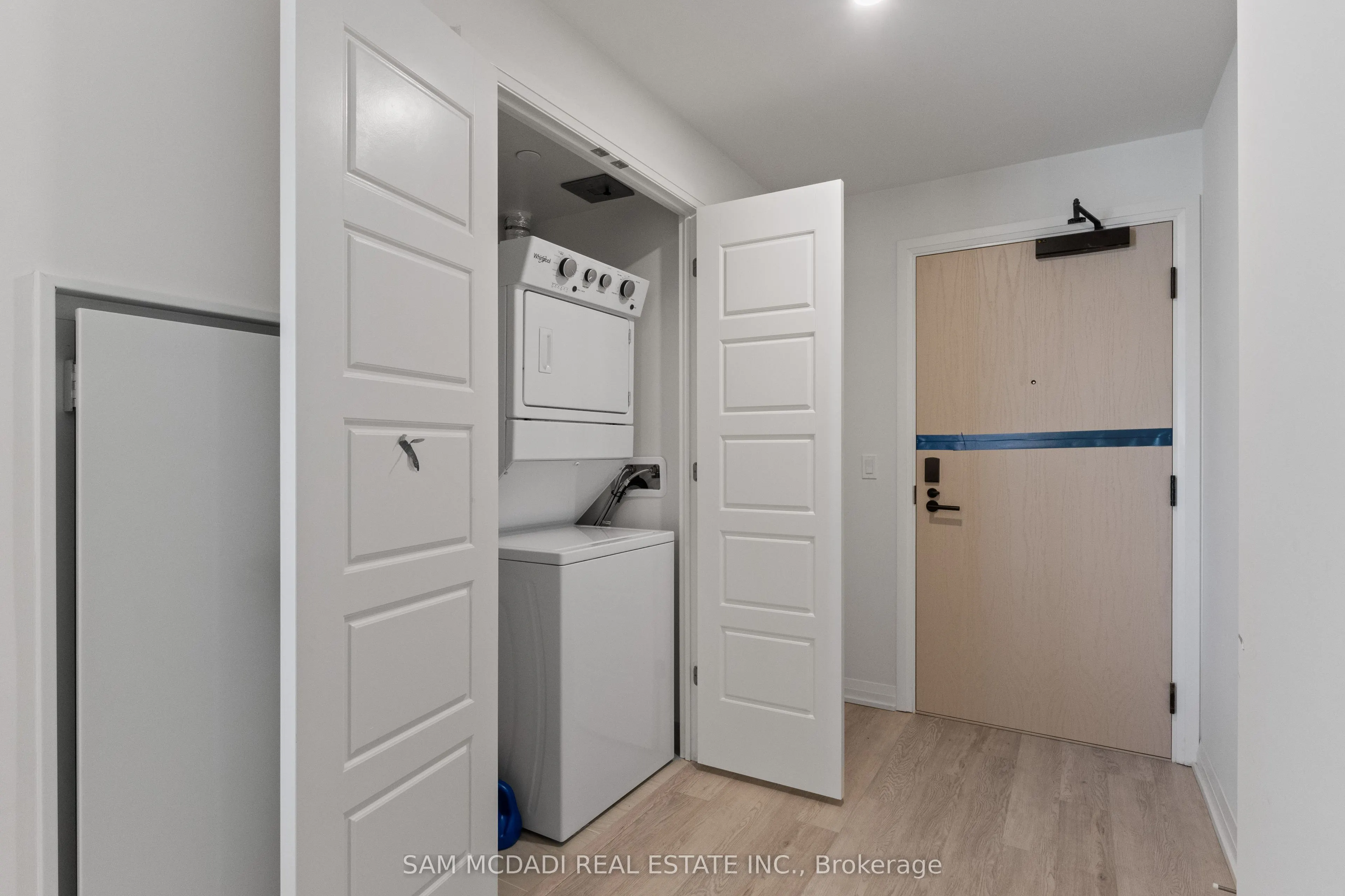 3006 William Cutmore Boulevard, #207