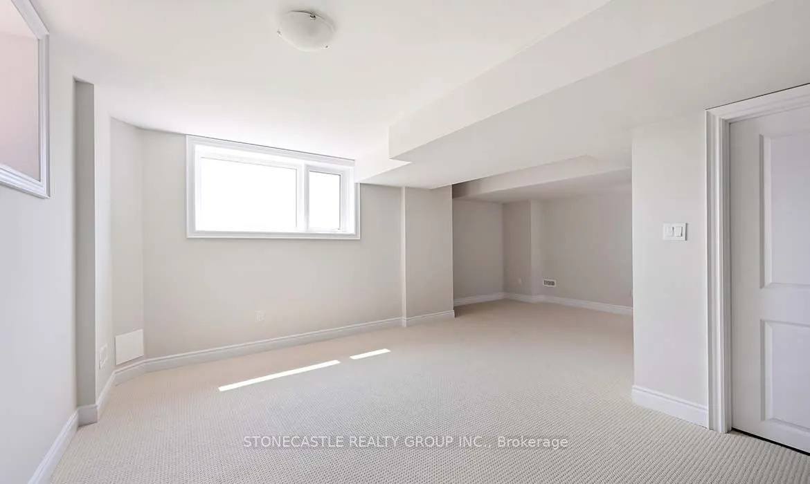1300 Anthonia Trail