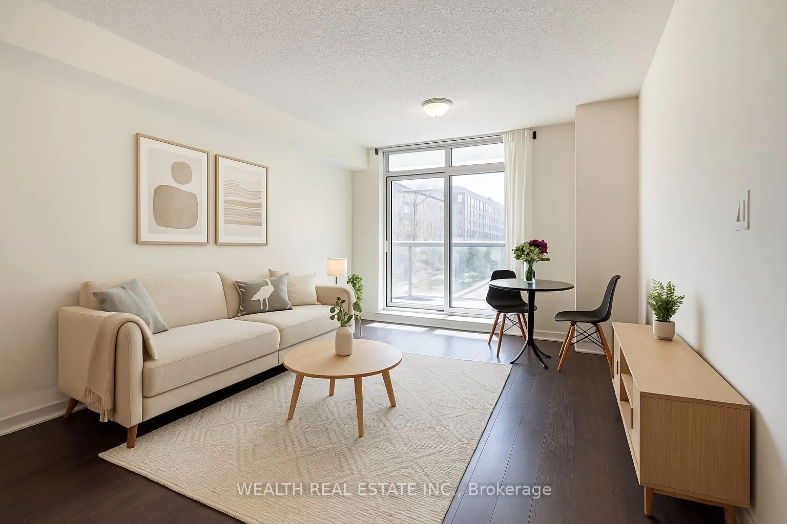 816 Lansdowne Avenue, #310