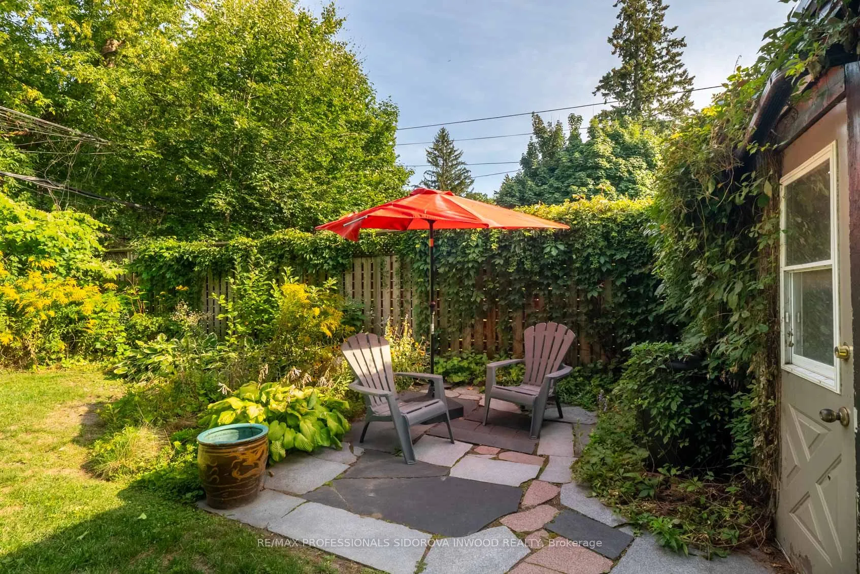 279 Evelyn Avenue