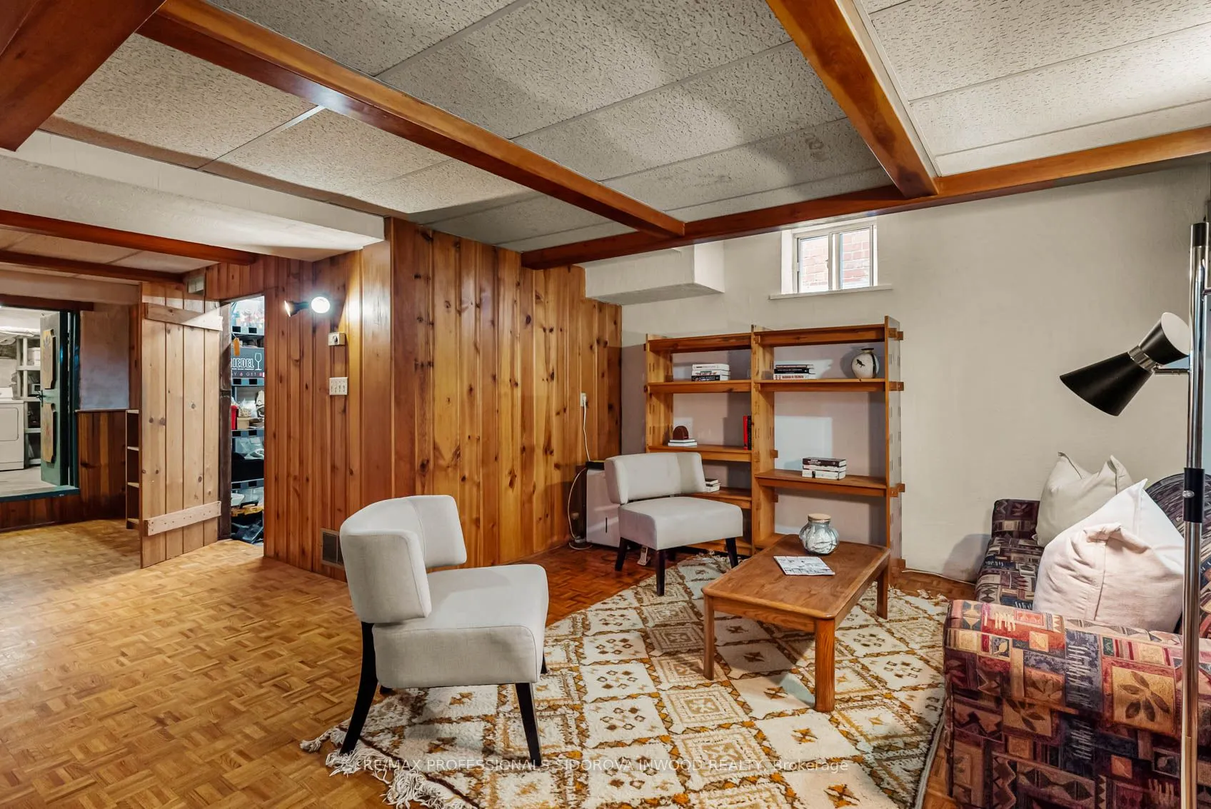 279 Evelyn Avenue