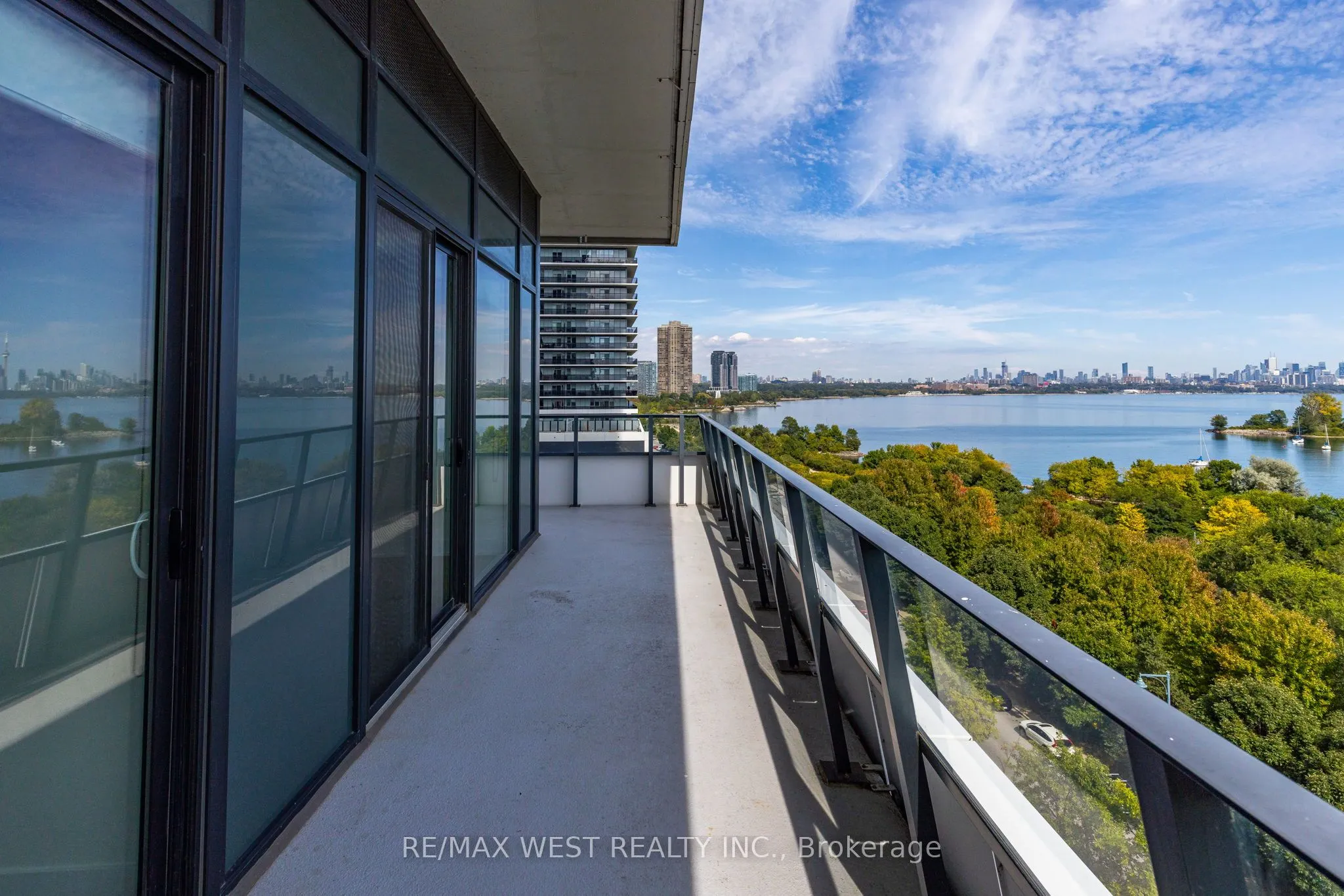 20 Shore Breeze Drive, #702