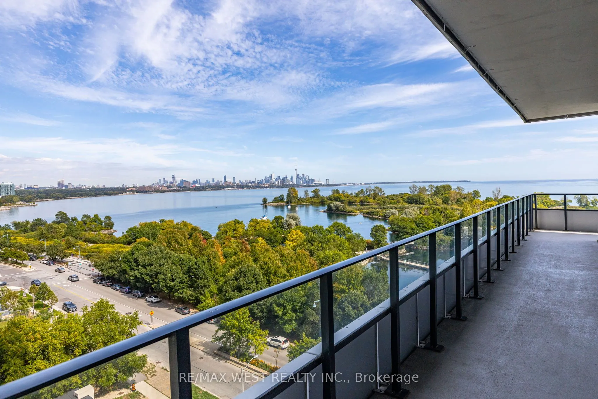 20 Shore Breeze Drive, #702