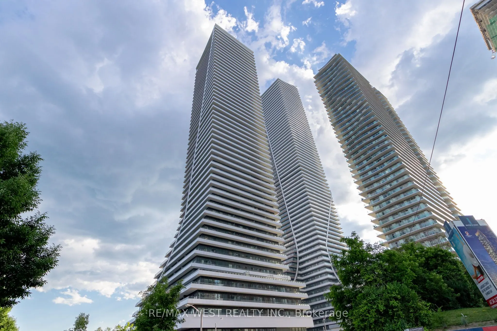 20 Shore Breeze Drive, #702