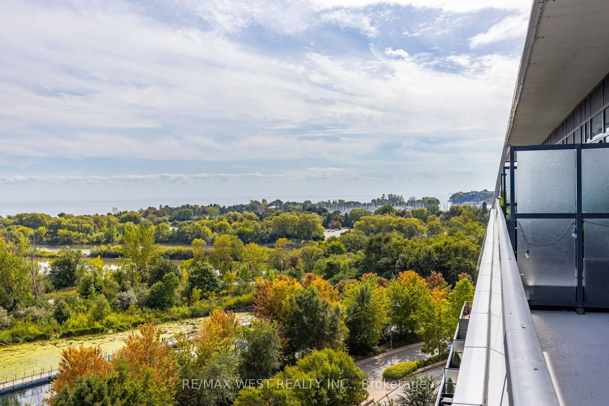20 Shore Breeze Drive, #702