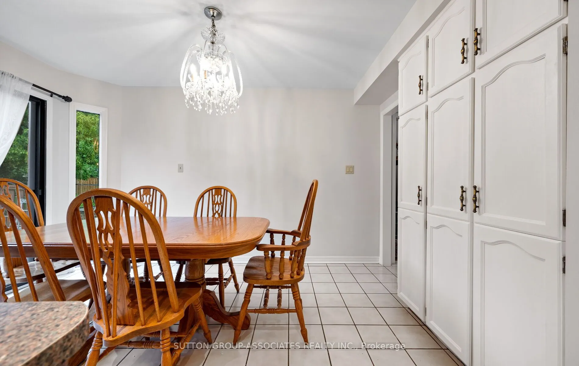 1252 Greenwood Crescent