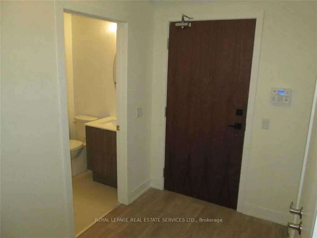 8 Ann Street, #1003