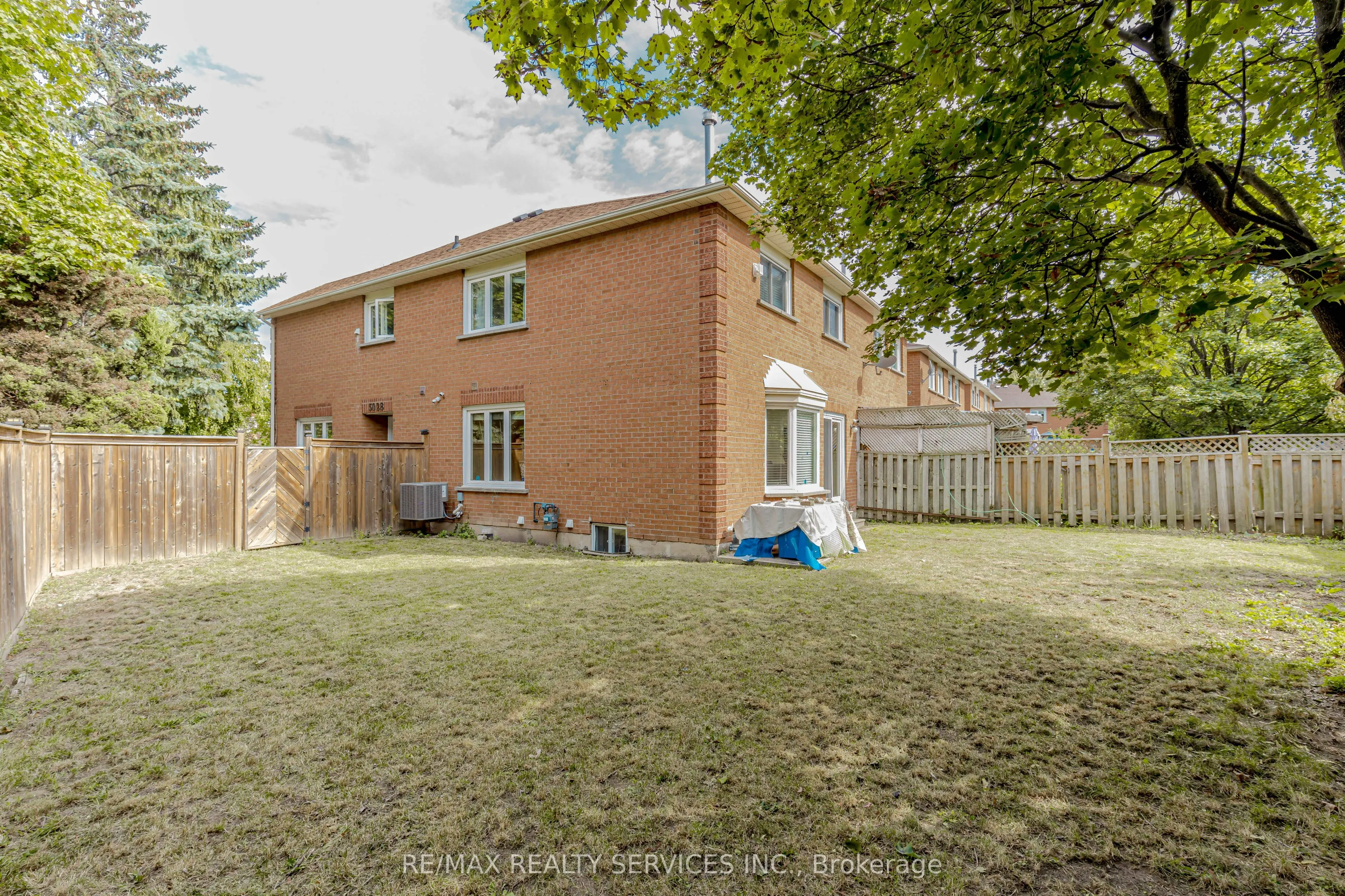 5028 Northern Lights Circle