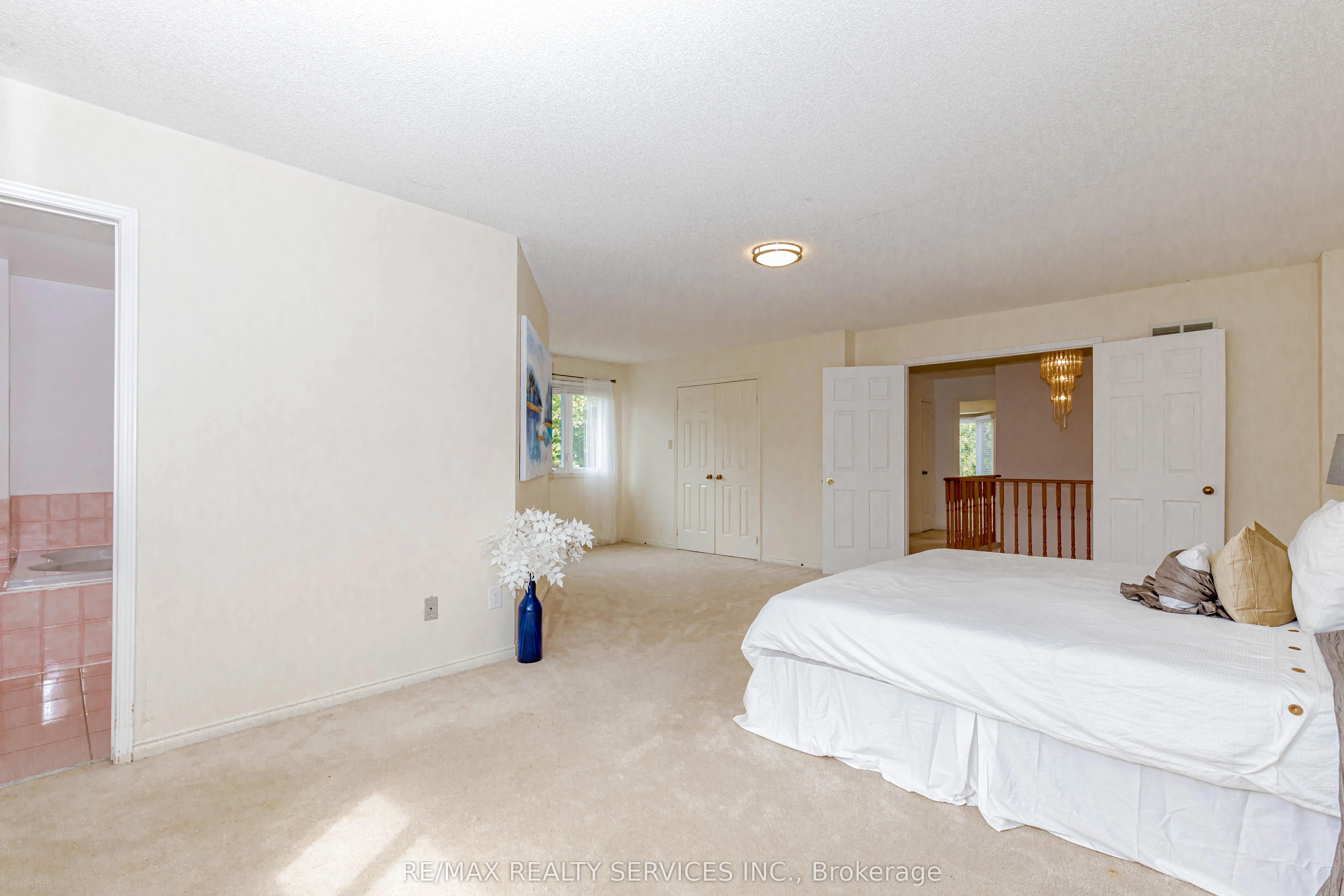 5028 Northern Lights Circle