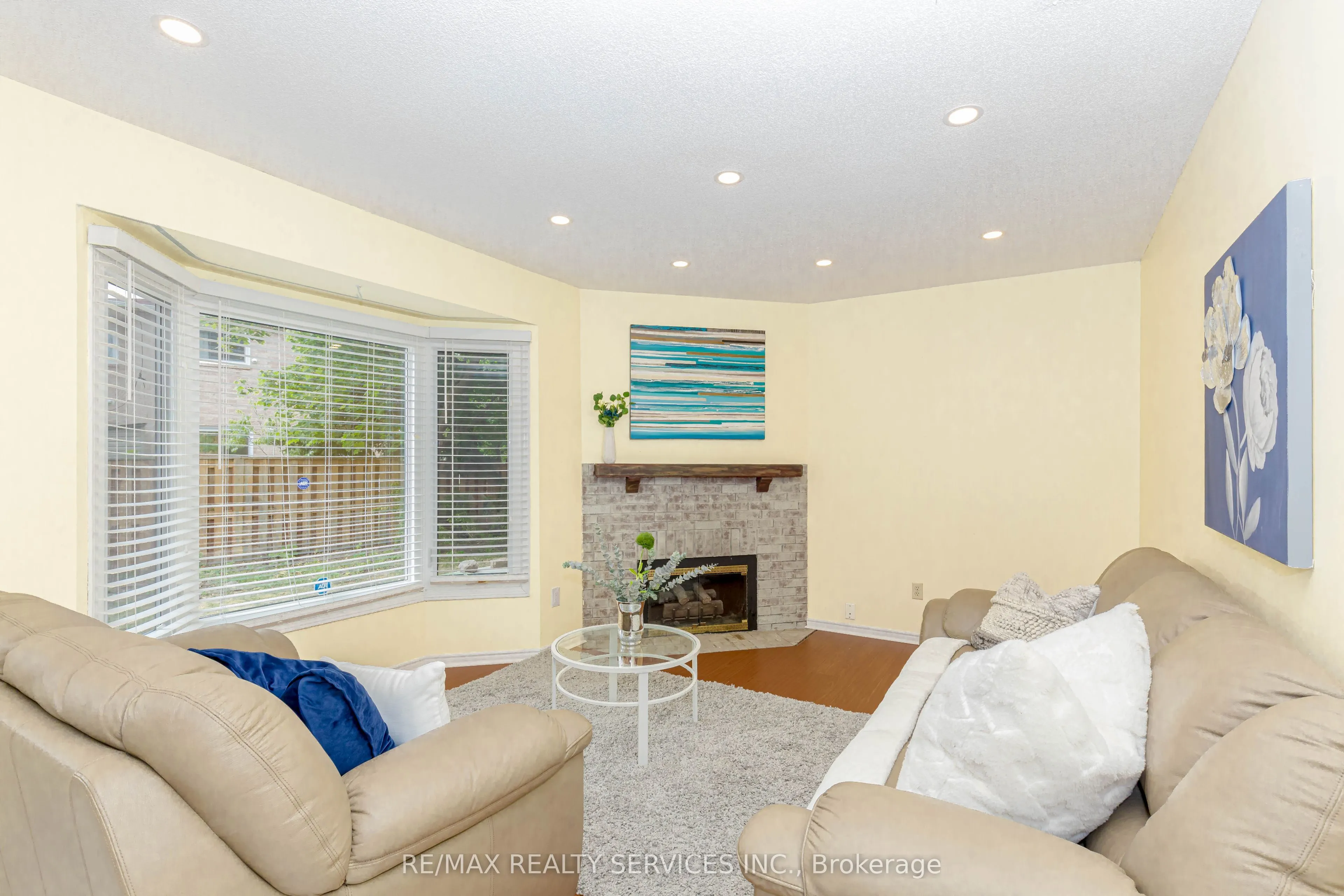 5028 Northern Lights Circle