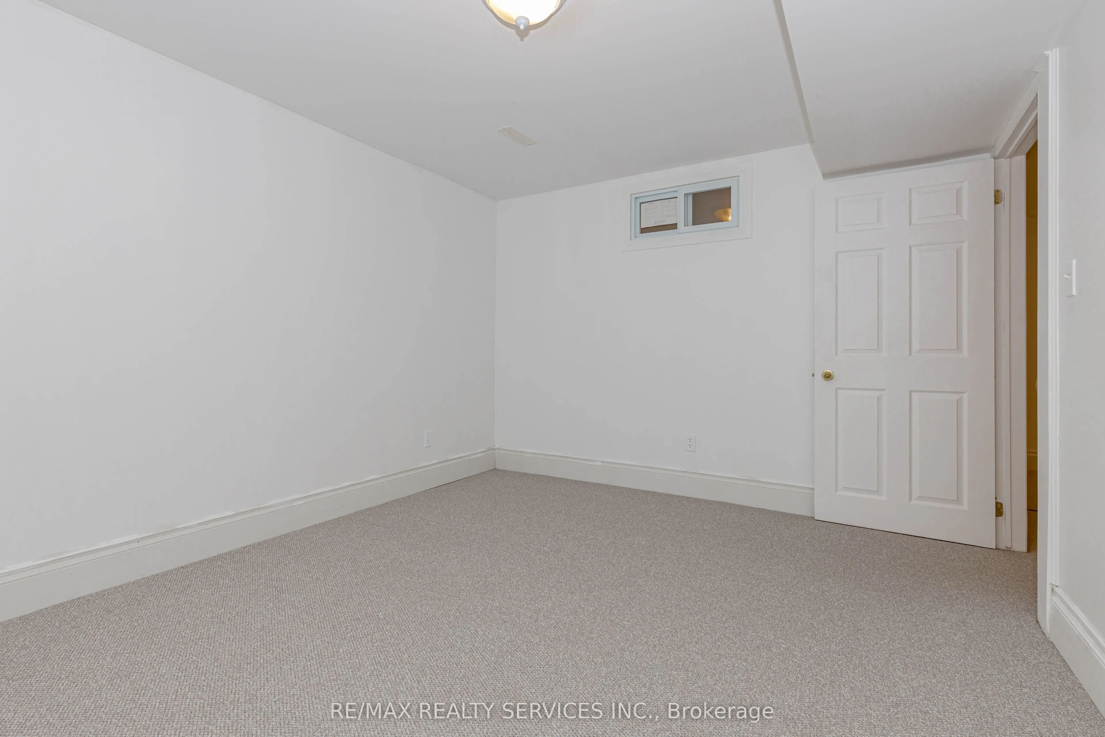 5028 Northern Lights Circle
