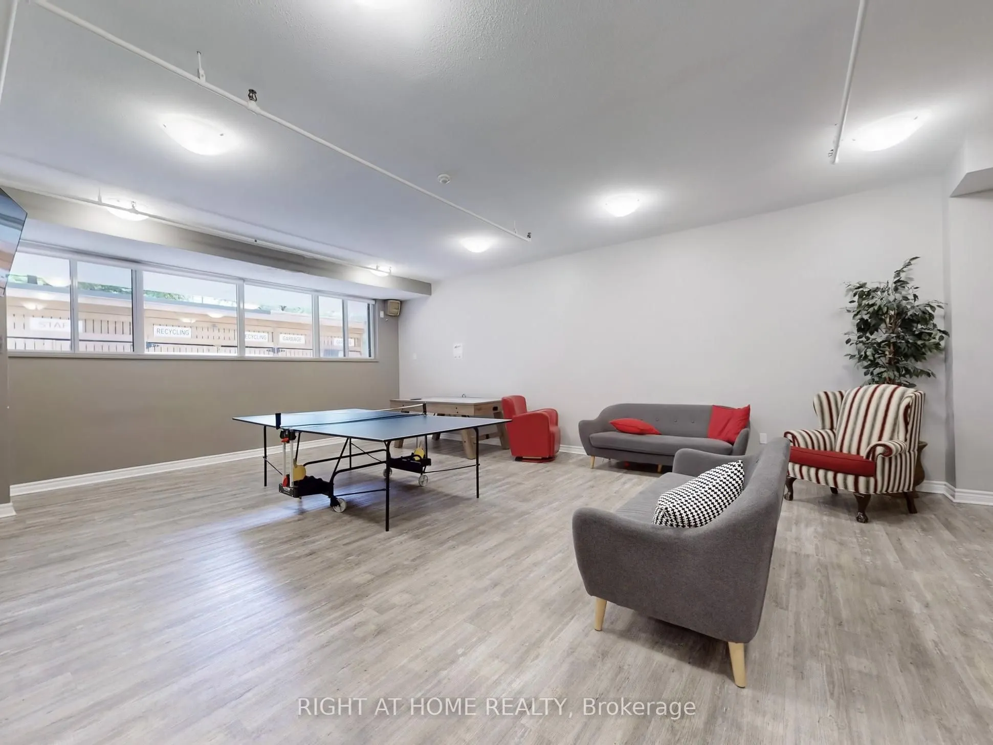85 Emmett Avenue, #2303