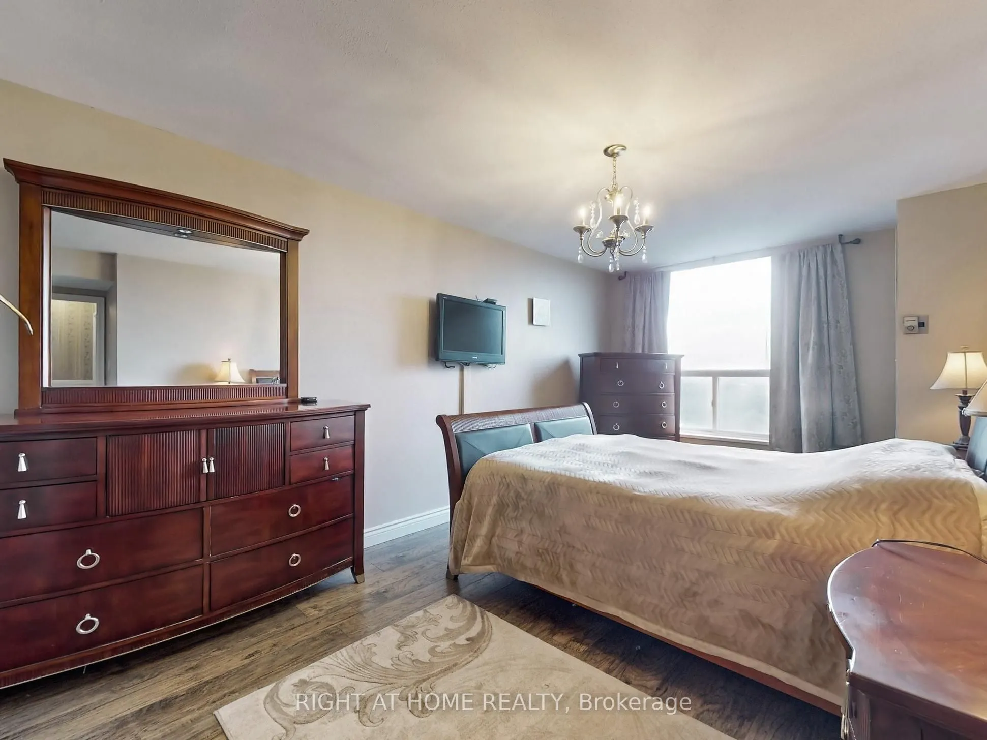 85 Emmett Avenue, #2303
