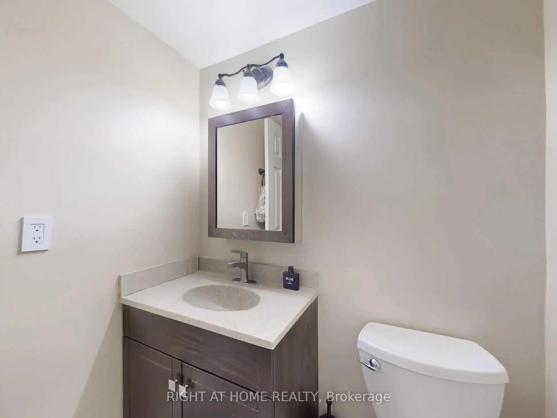85 Emmett Avenue, #2303