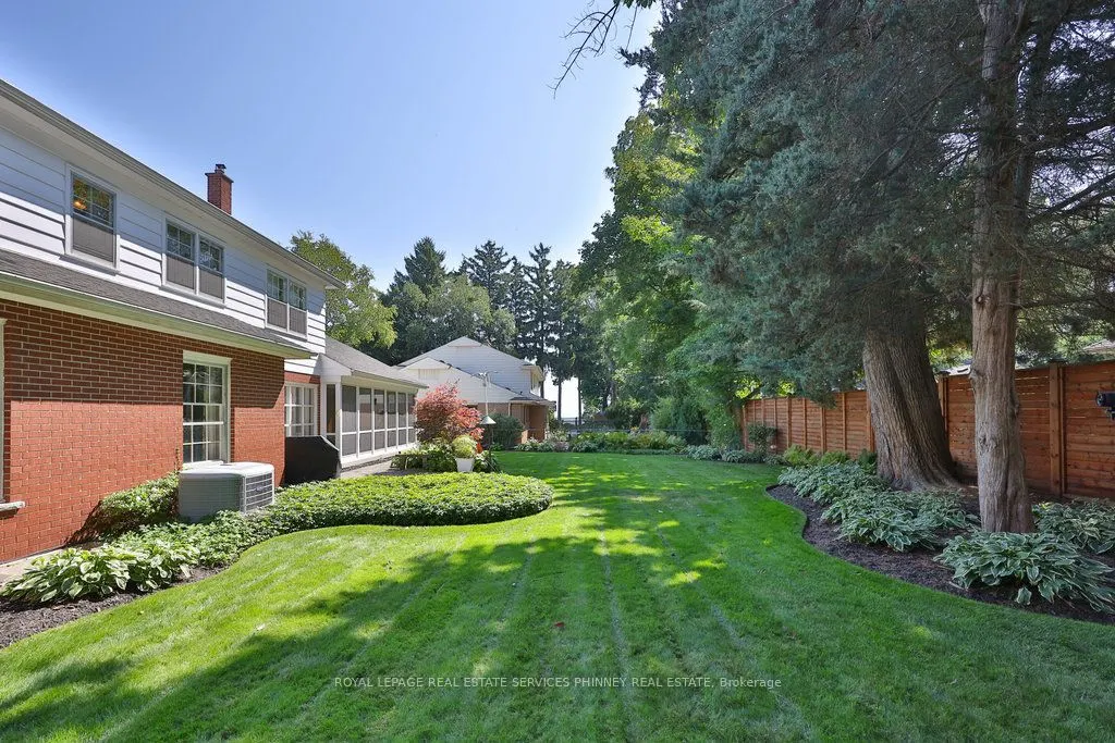 152 Breckondale Court