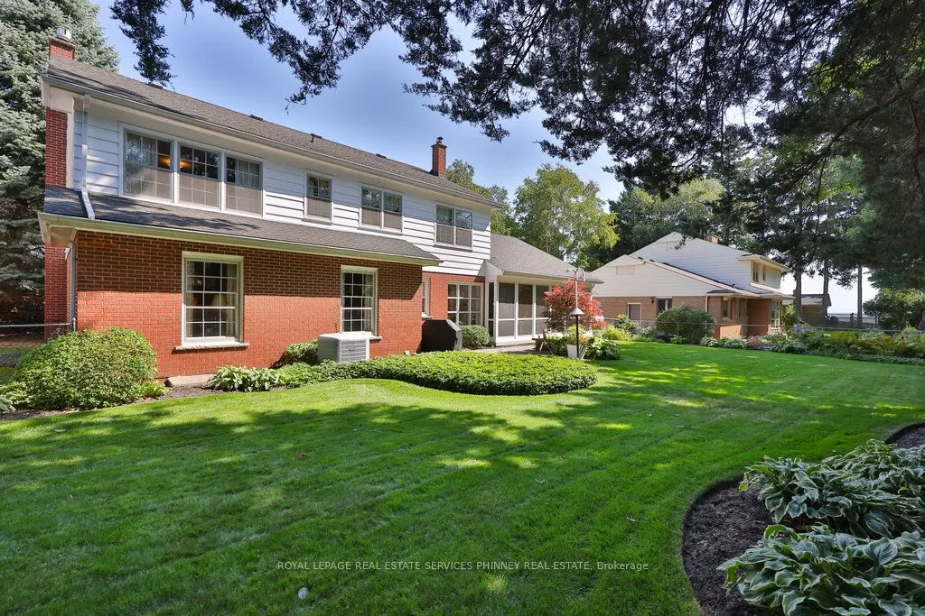 152 Breckondale Court