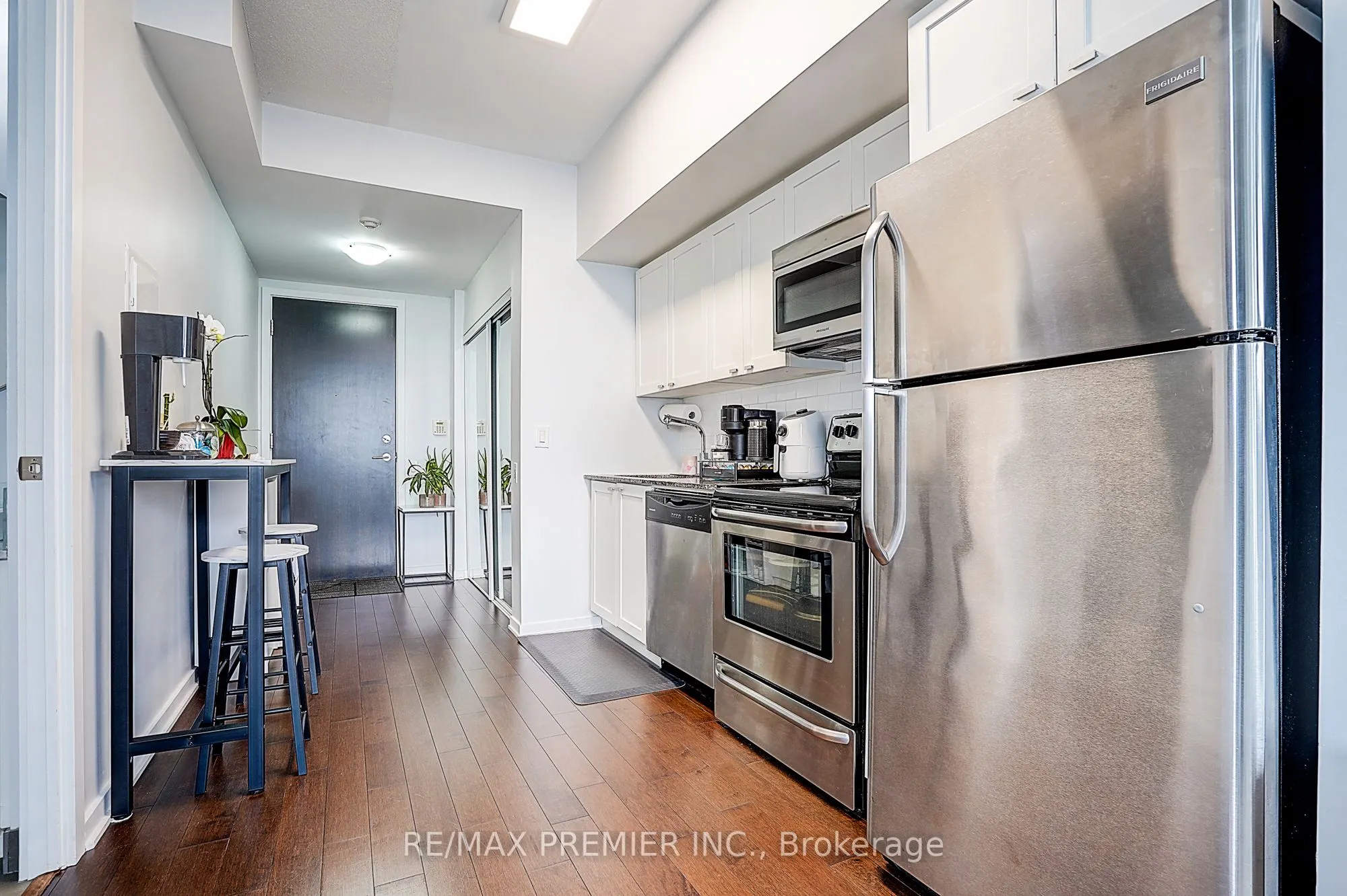 105 The Queensway, #1808