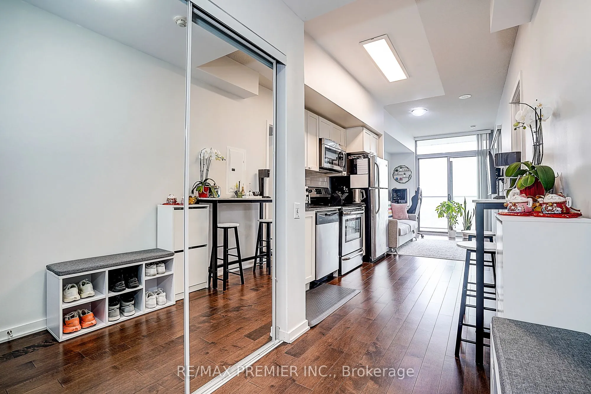 105 The Queensway, #1808