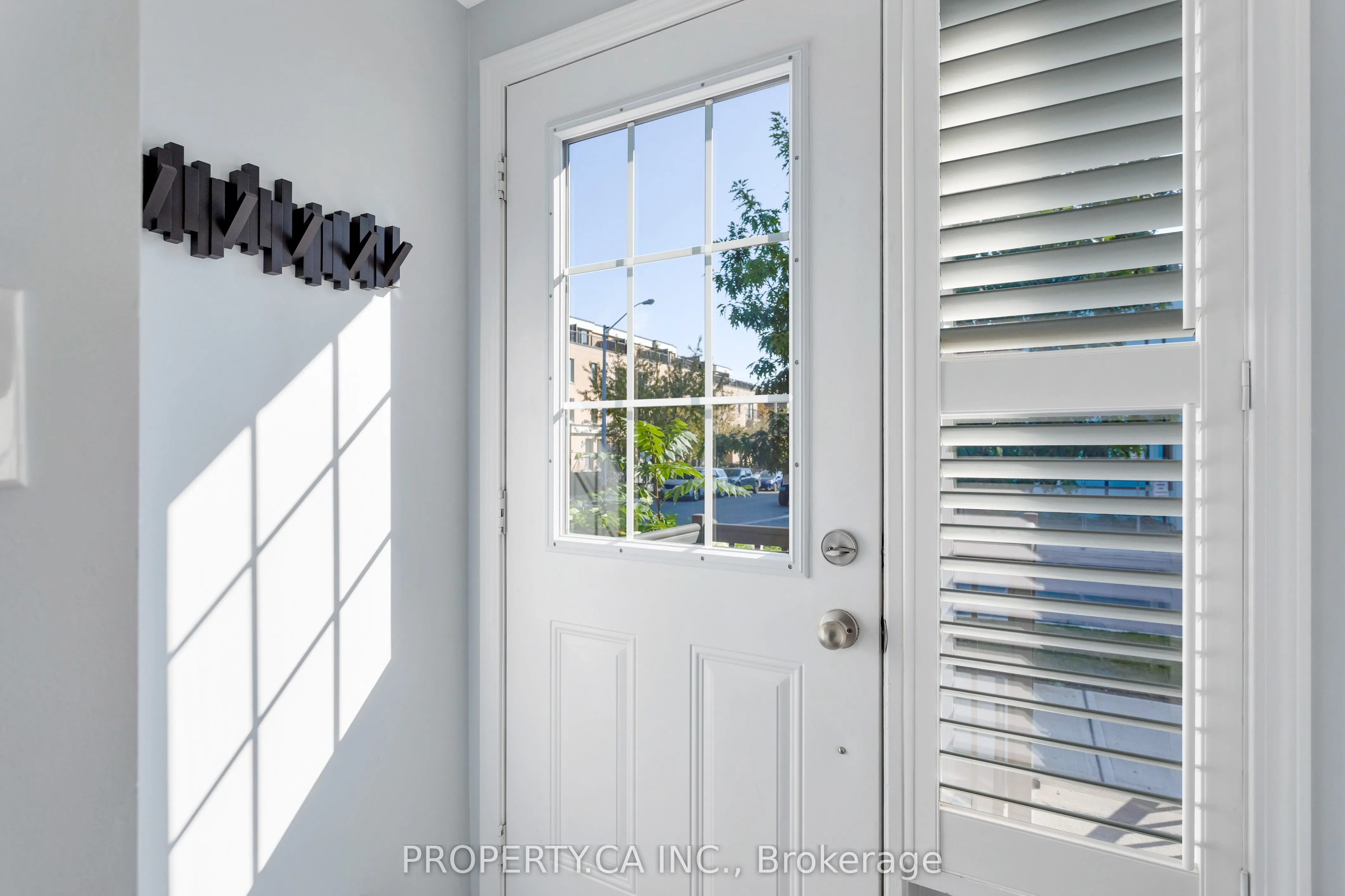 6 Foundry Avenue, #256