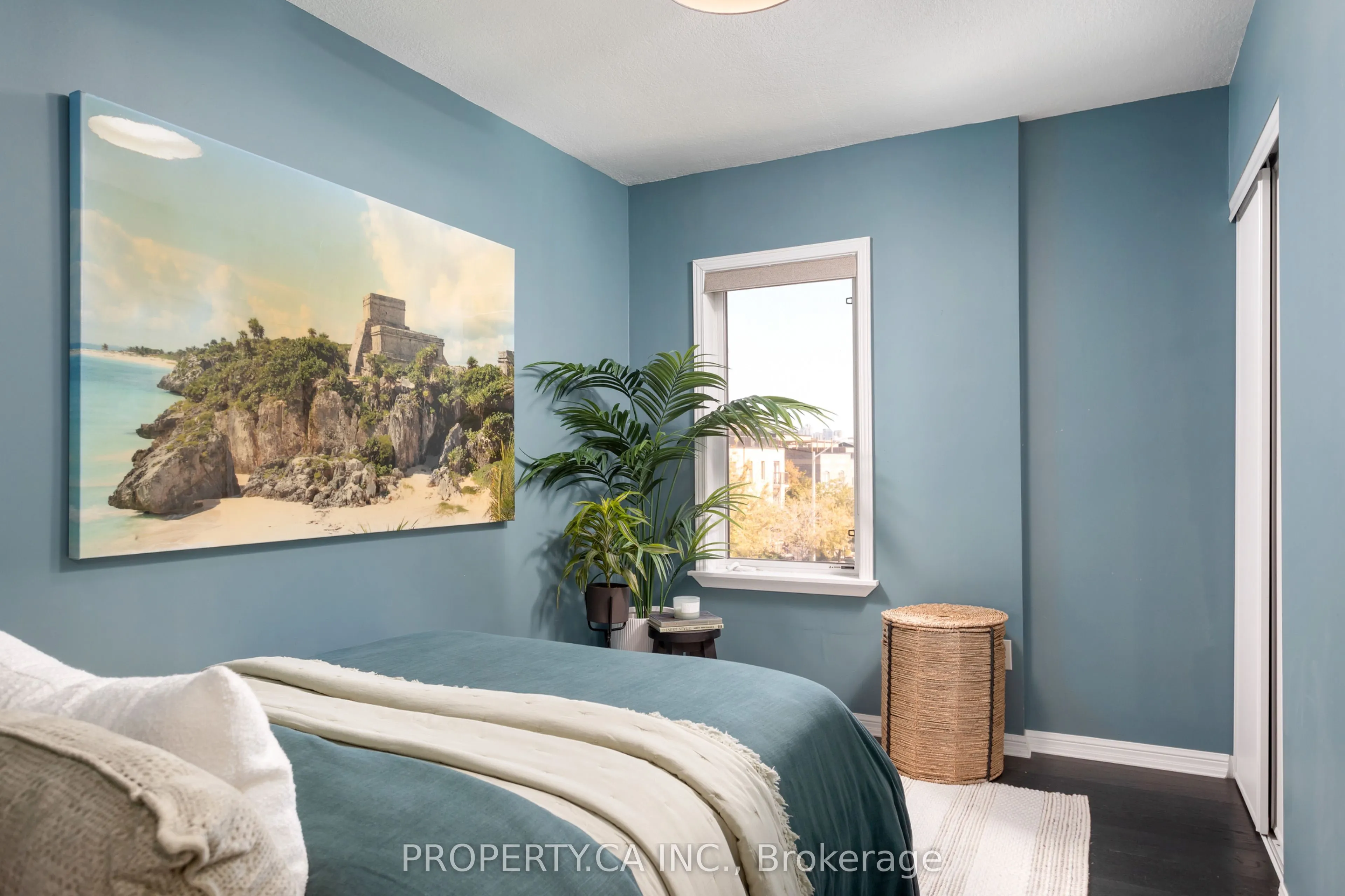 6 Foundry Avenue, #256