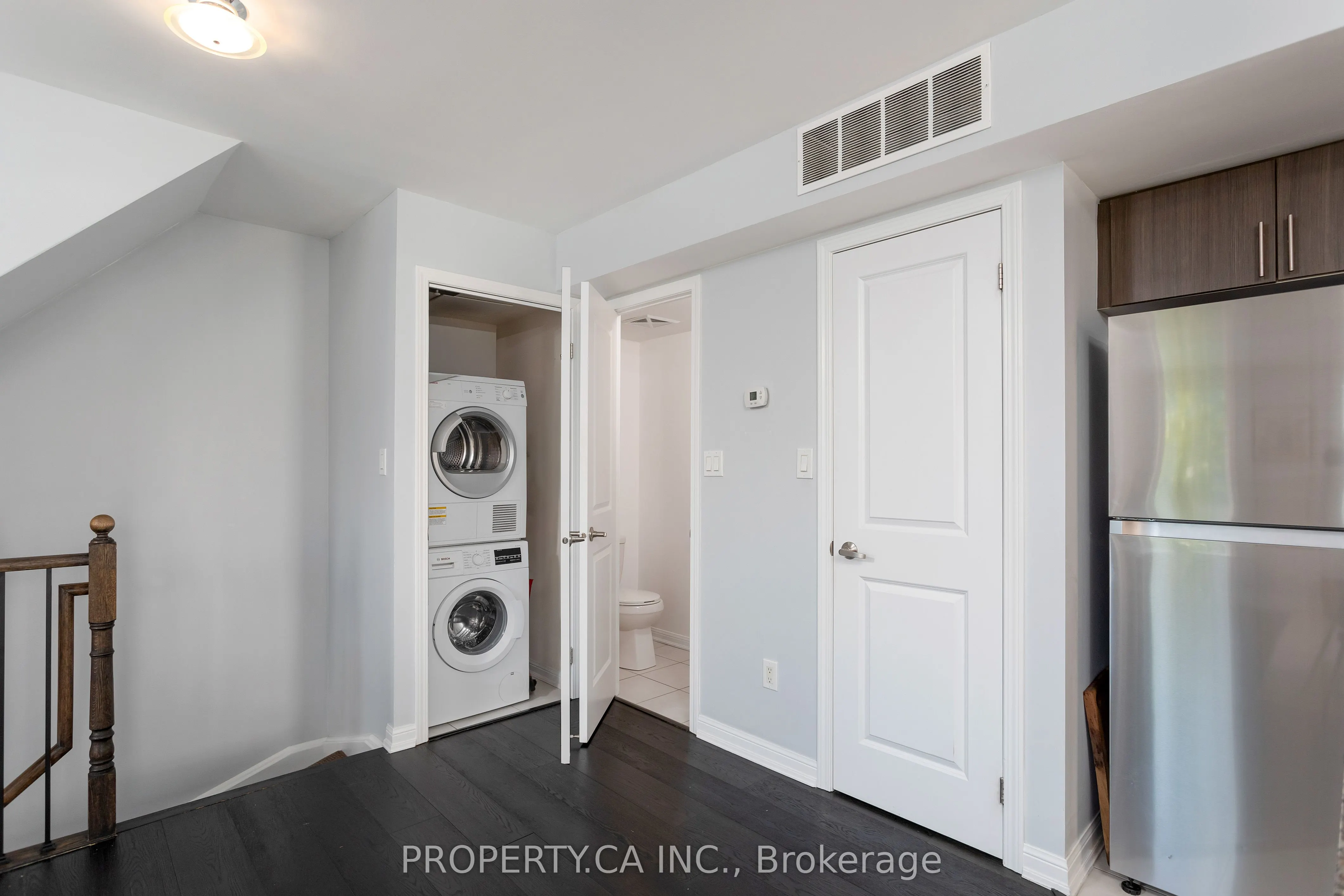 6 Foundry Avenue, #256