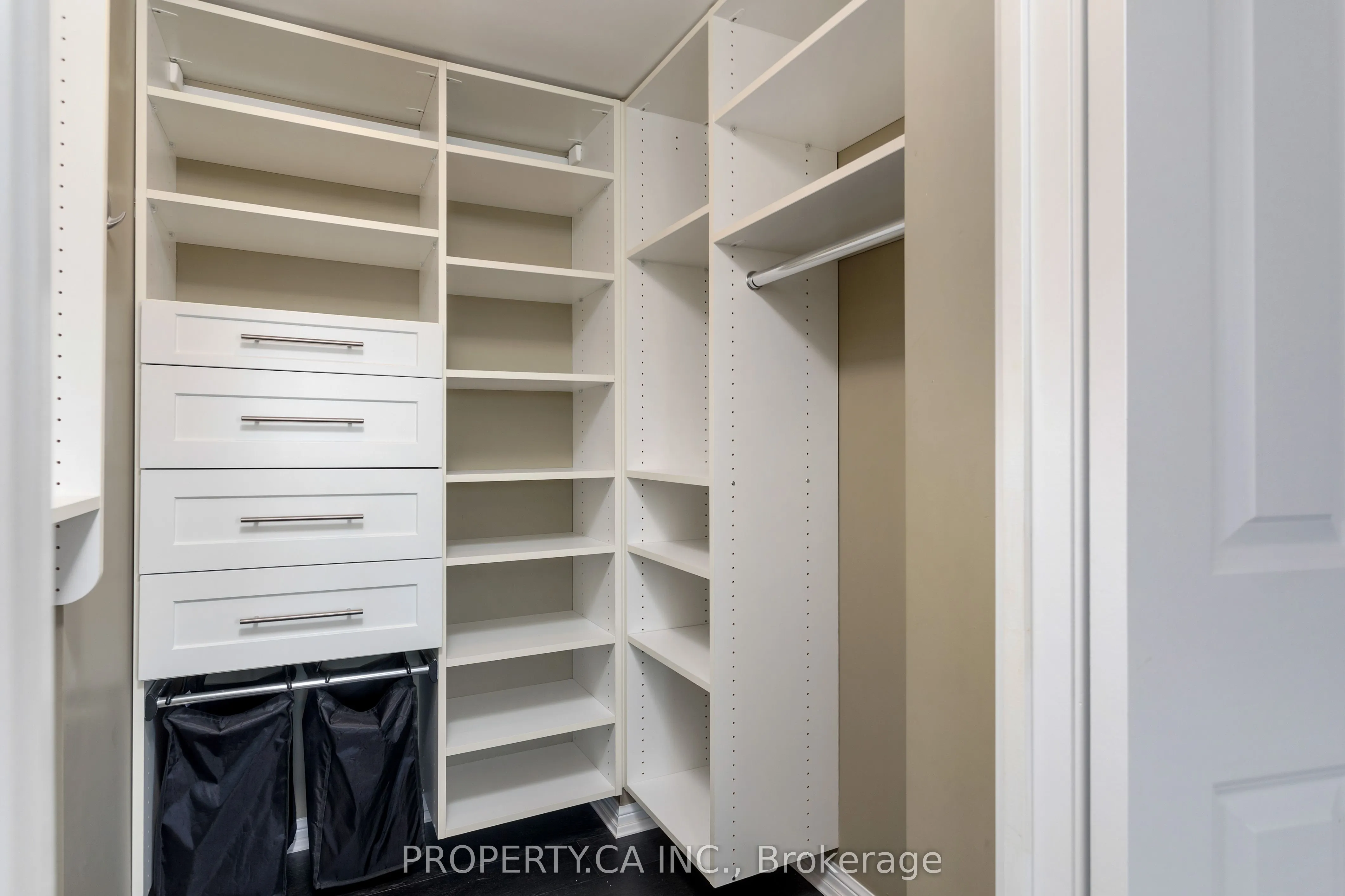 6 Foundry Avenue, #256