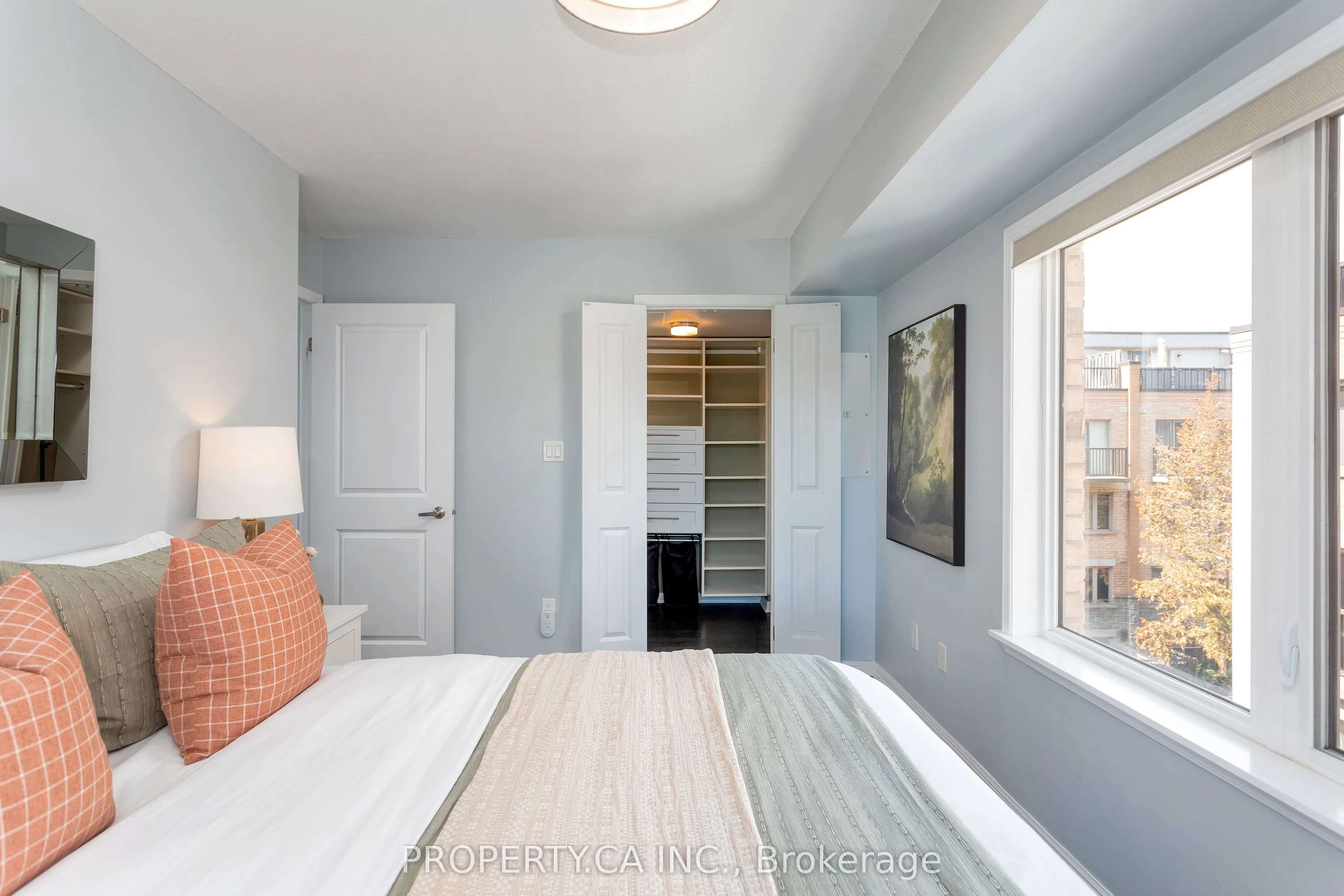 6 Foundry Avenue, #256