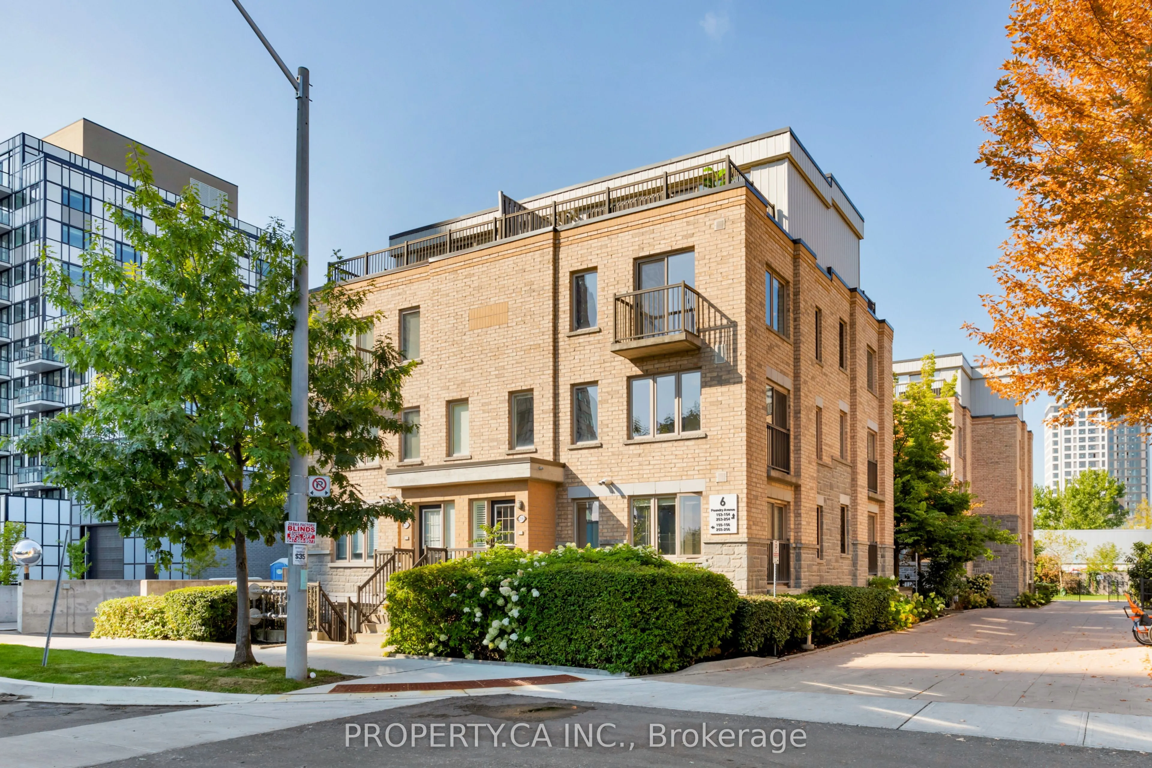 6 Foundry Avenue, #256