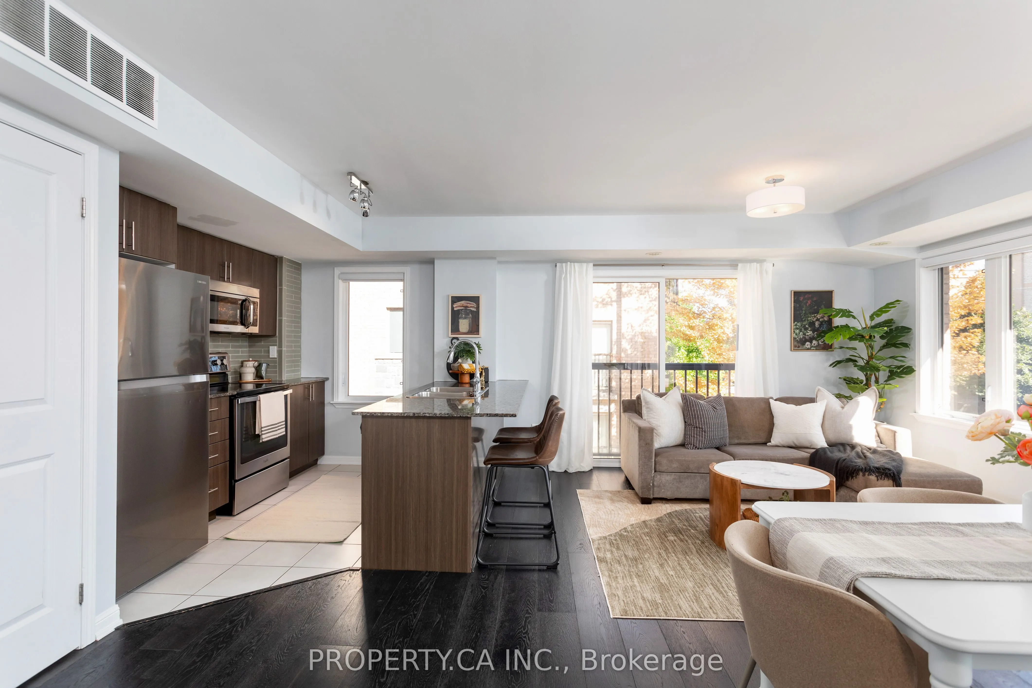6 Foundry Avenue, #256