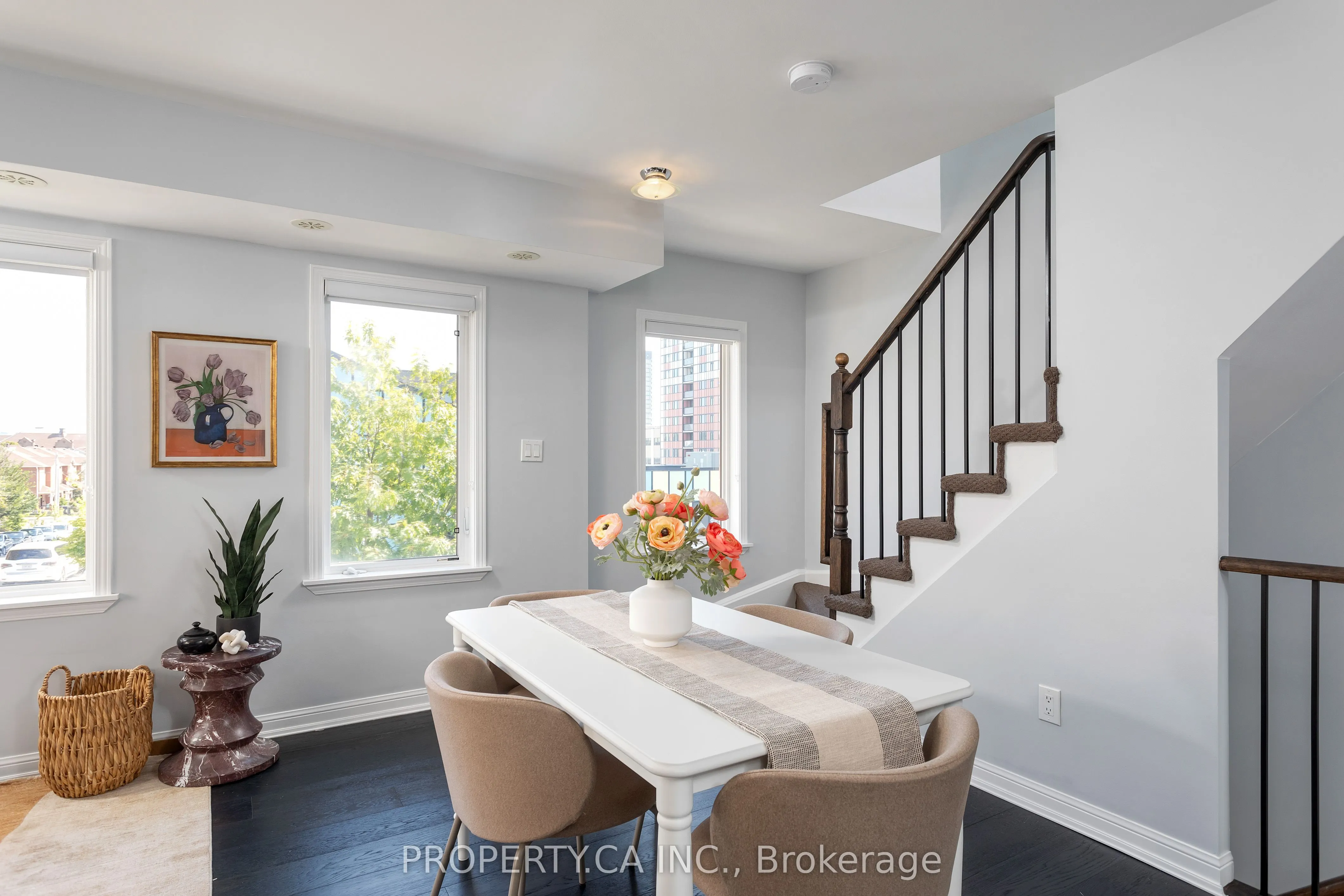 6 Foundry Avenue, #256