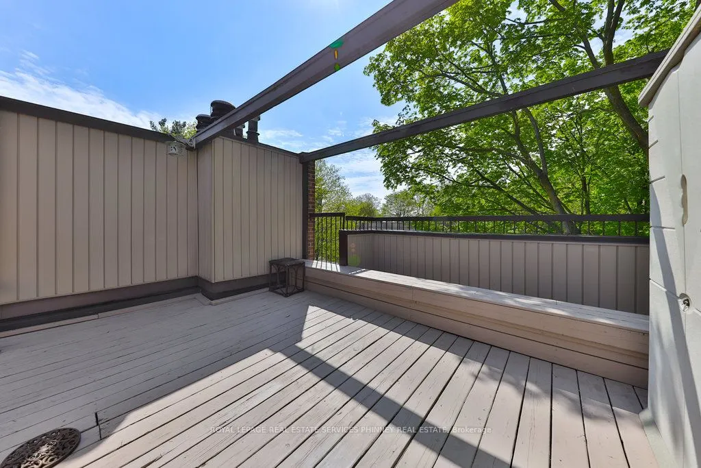 1250 Marlborough Court, #27