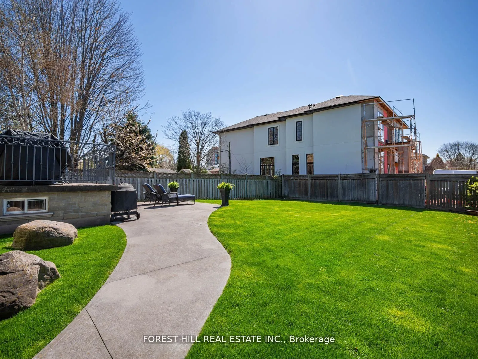 18 Highland Hill