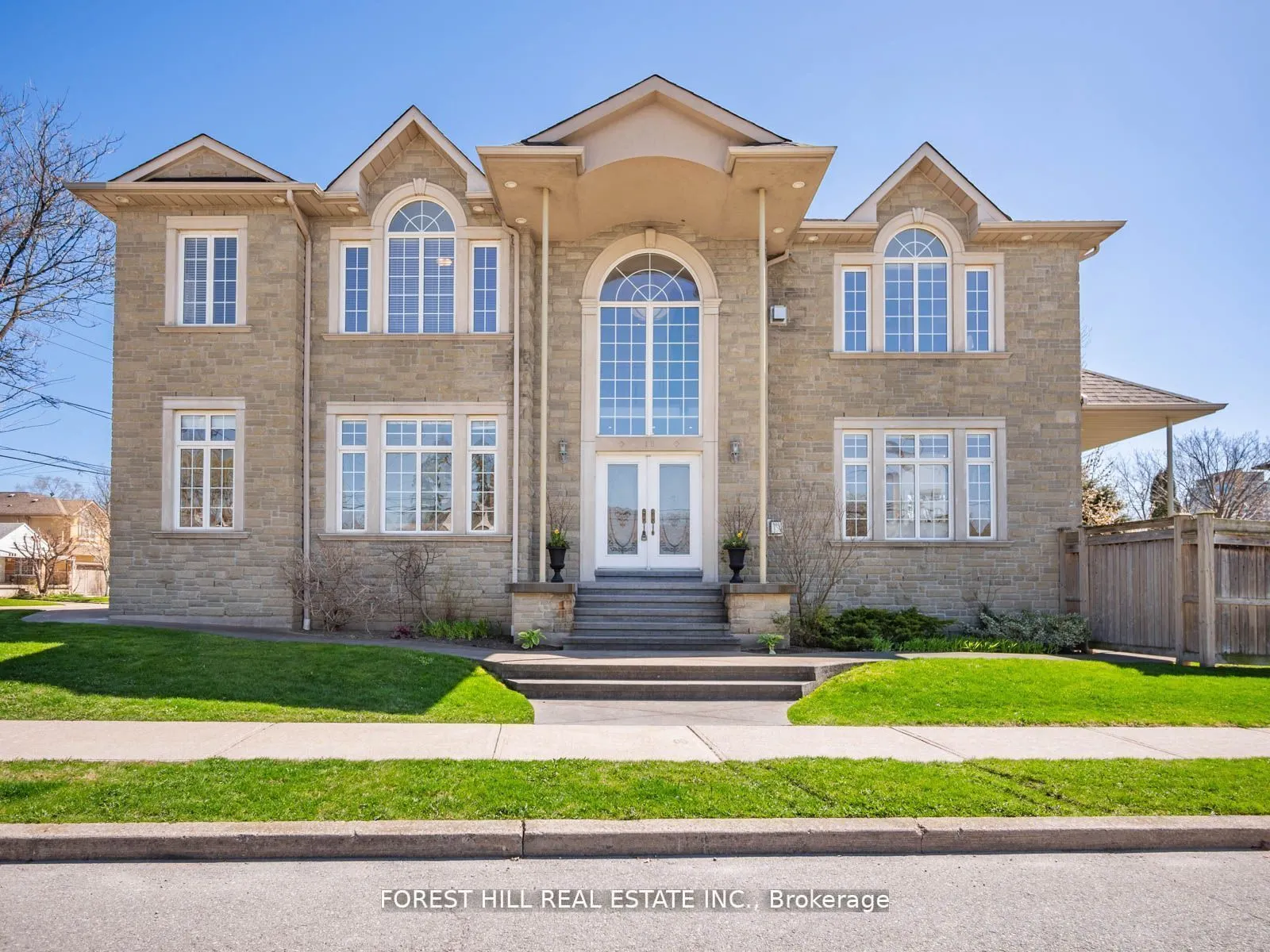 18 Highland Hill