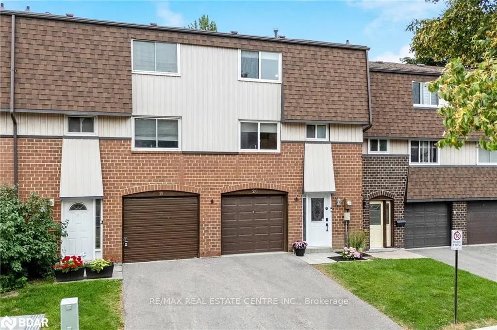 318 Laurier Avenue, #20